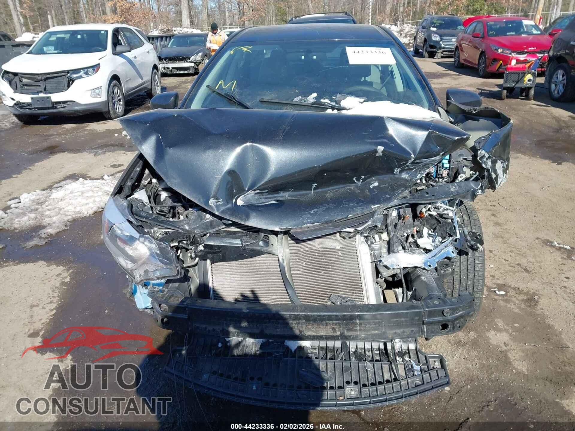 TOYOTA COROLLA 2015 - 2T1BURHE4FC321975