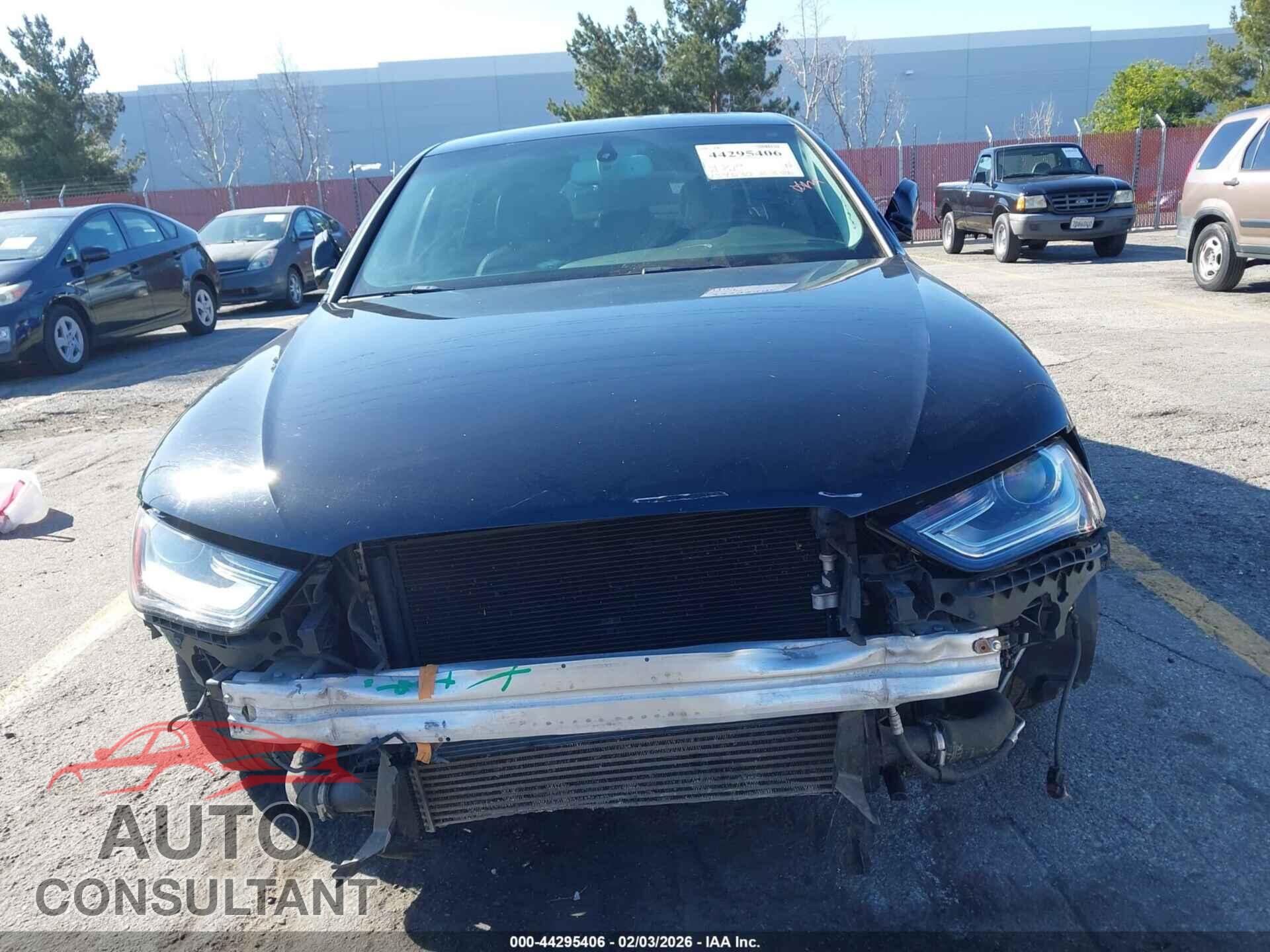 AUDI A4 2013 - WAUEFAFL0DN035123