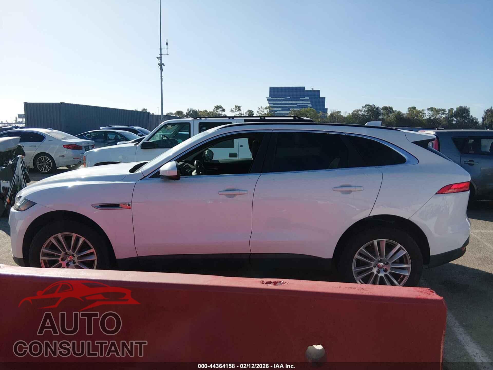 JAGUAR F-PACE 2018 - SADCK2FN0JA298345