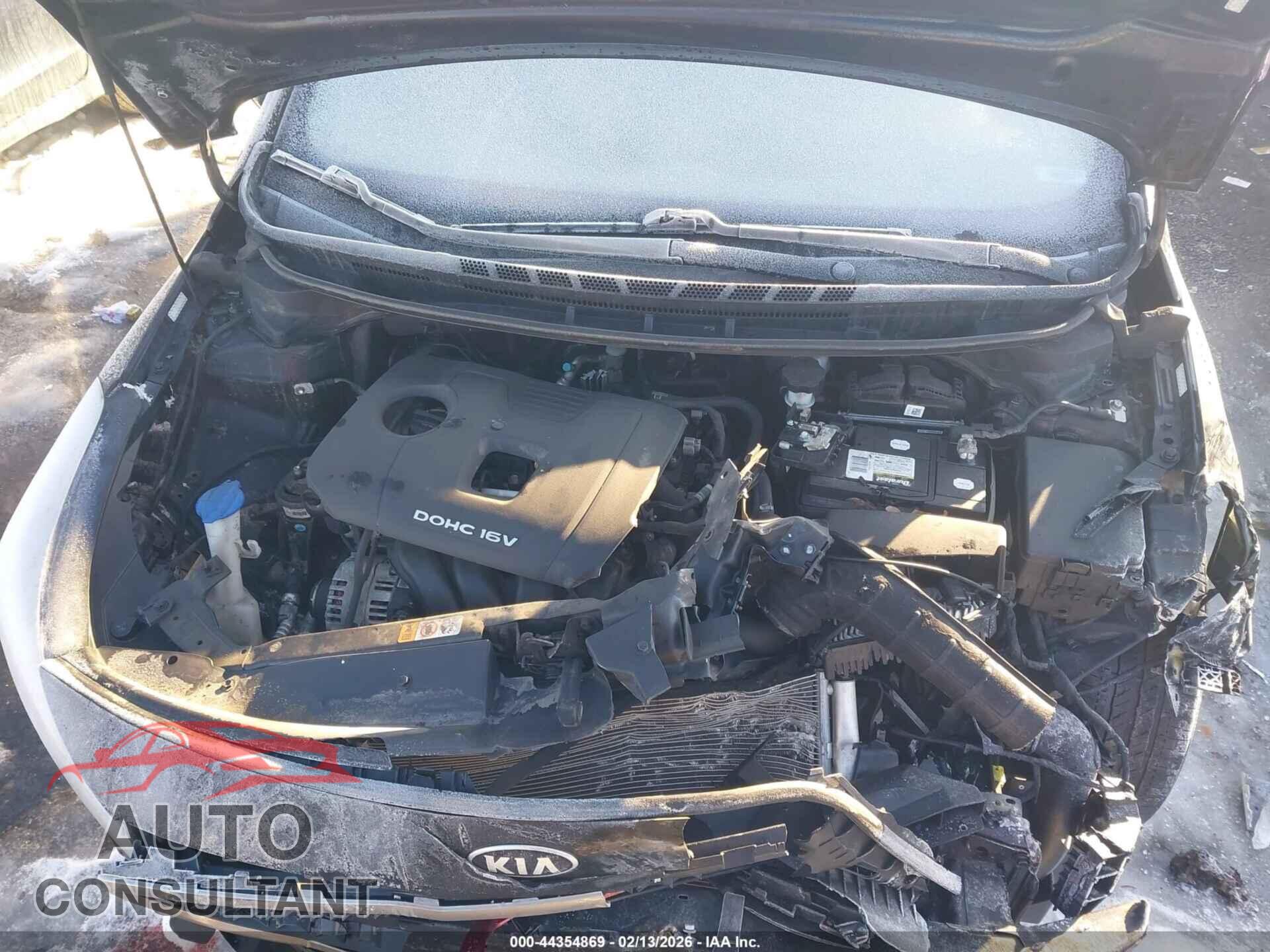 KIA FORTE 2017 - 3KPFK4A74HE038647