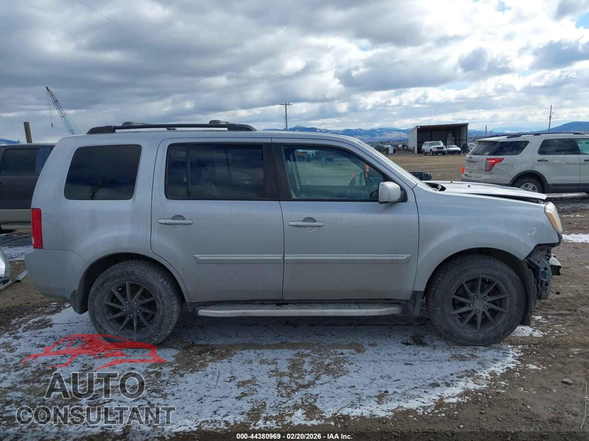 HONDA PILOT 2011 - 5FNYF4H52BB018562