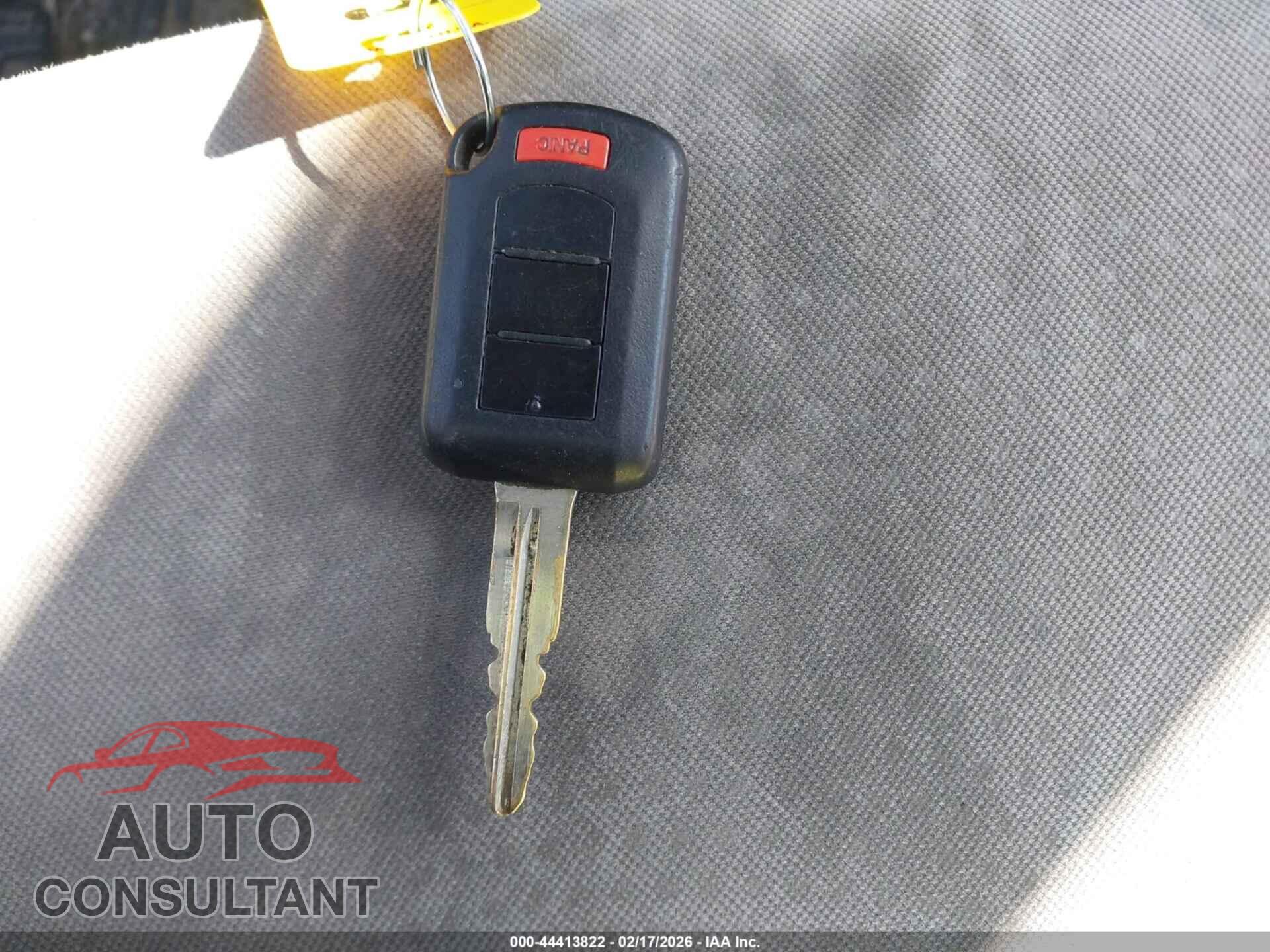 MITSUBISHI MIRAGE G4 2017 - ML32F3FJ0HHF07007