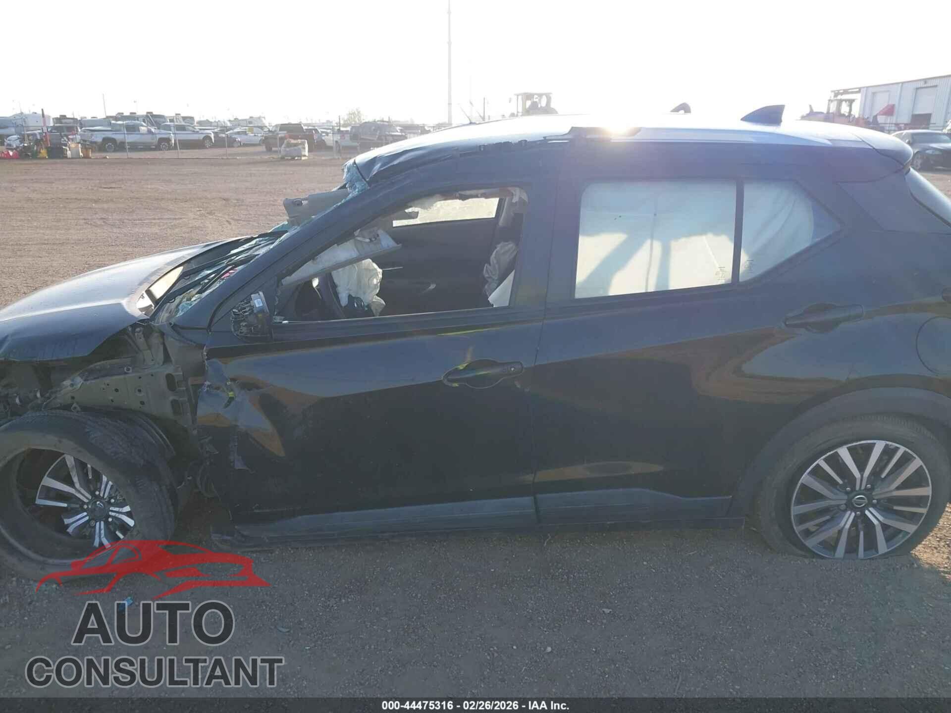 NISSAN KICKS 2021 - 3N1CP5CVXML545809