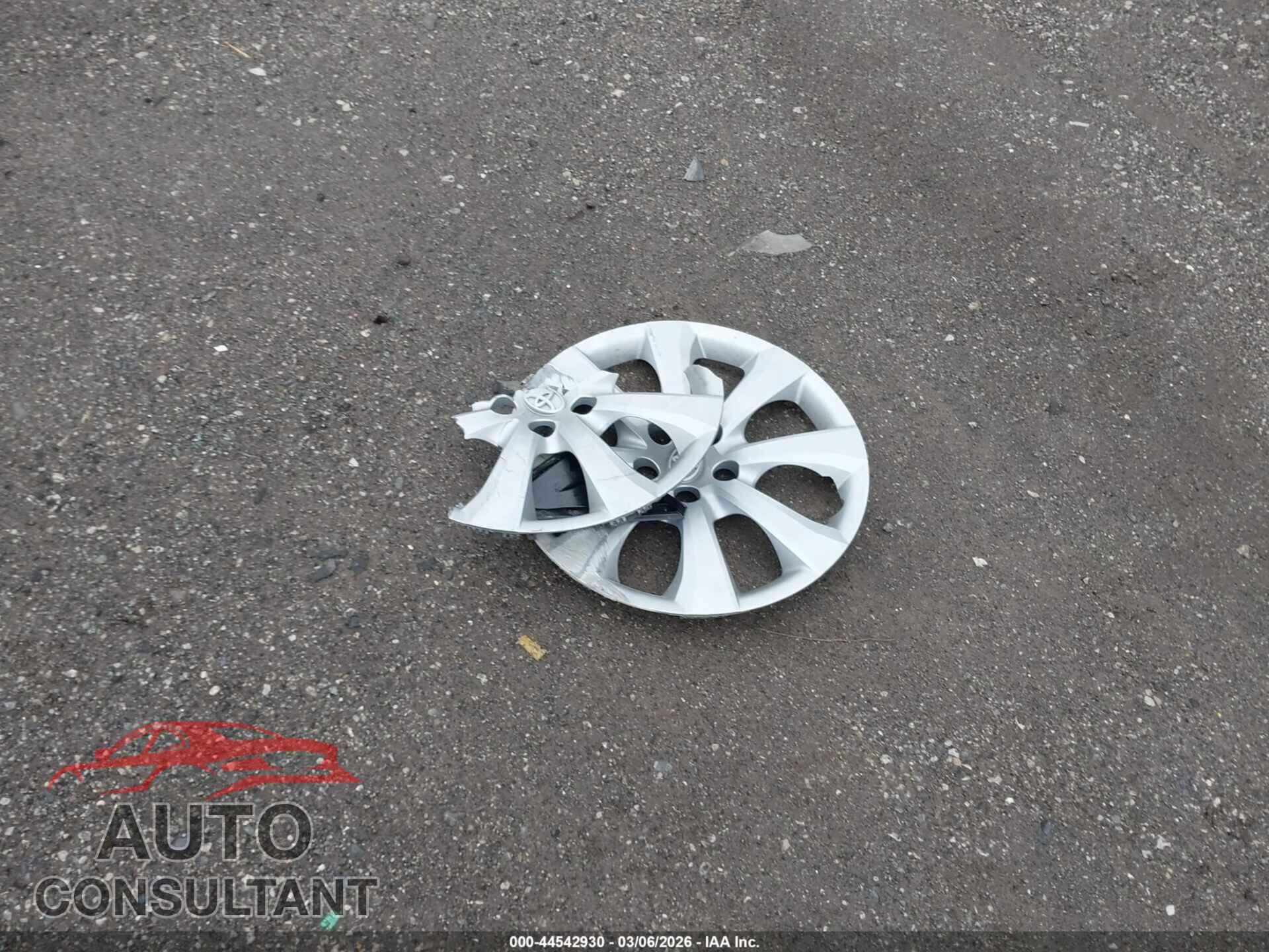 TOYOTA COROLLA 2023 - 5YFB4MDE9PP000752