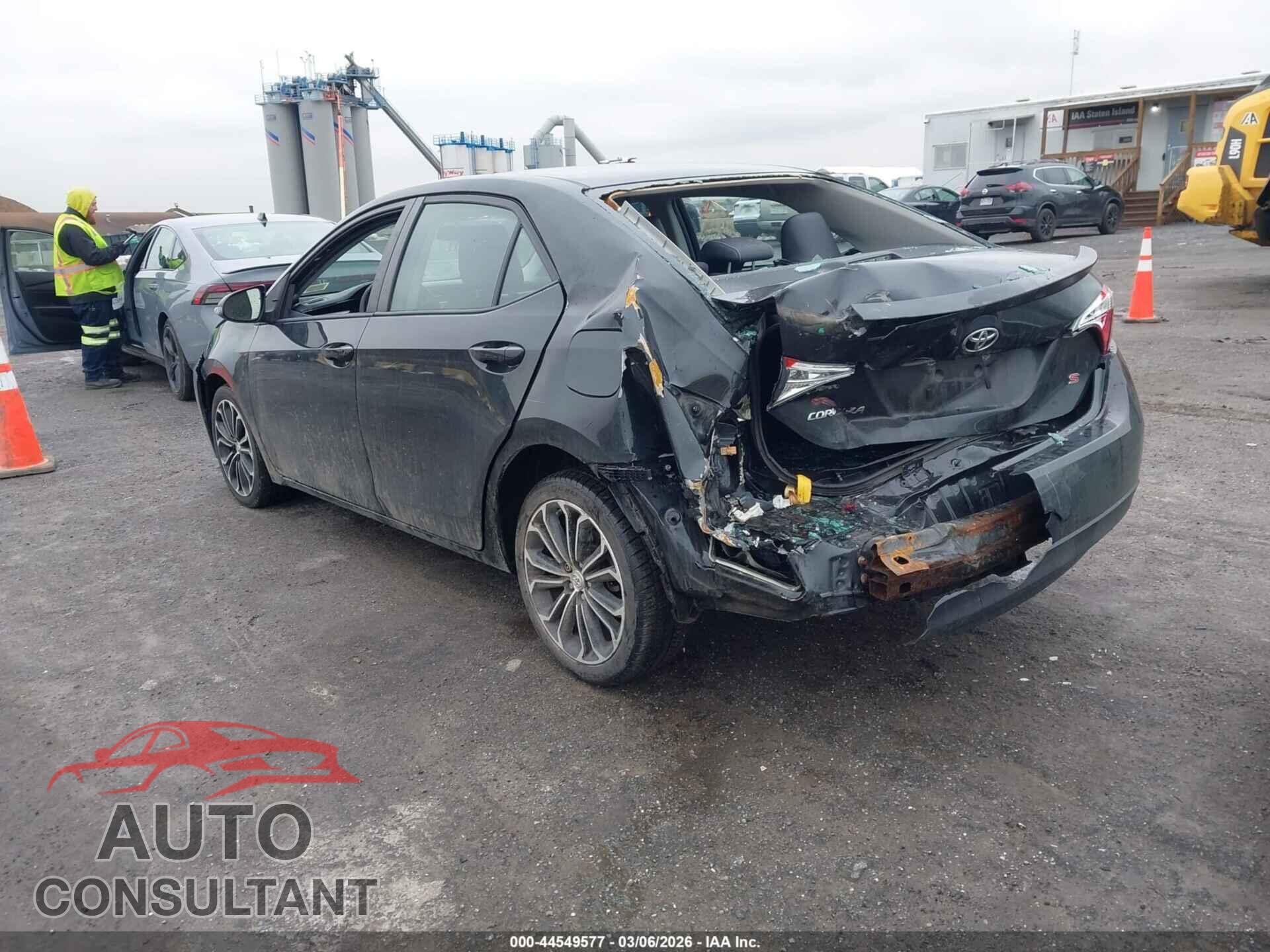 TOYOTA COROLLA 2015 - 2T1BURHEXFC336996