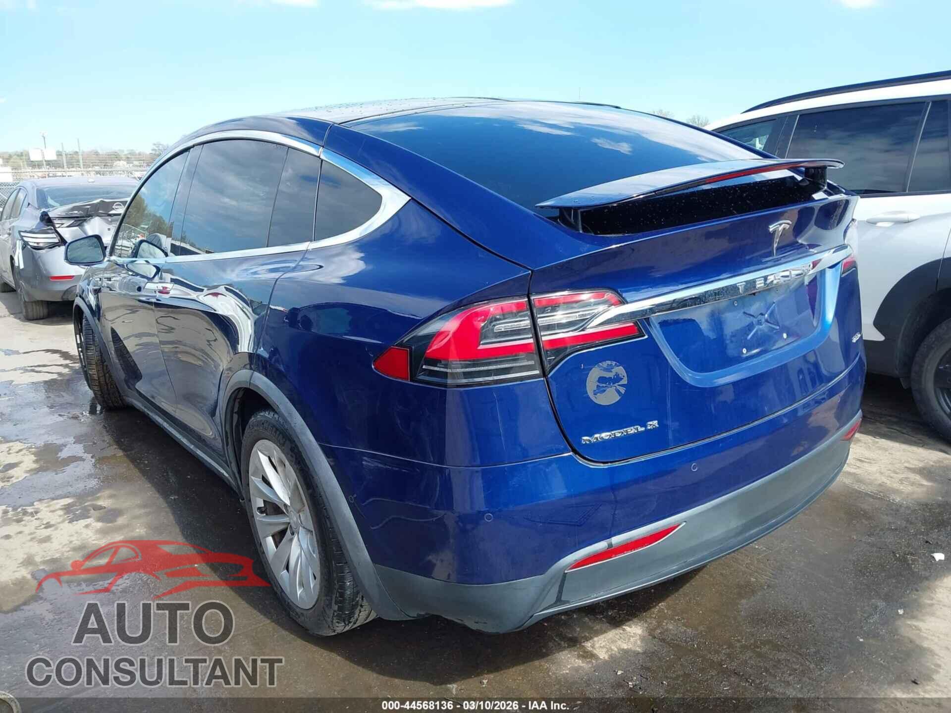 TESLA MODEL X 2017 - 5YJXCBE20HF044041