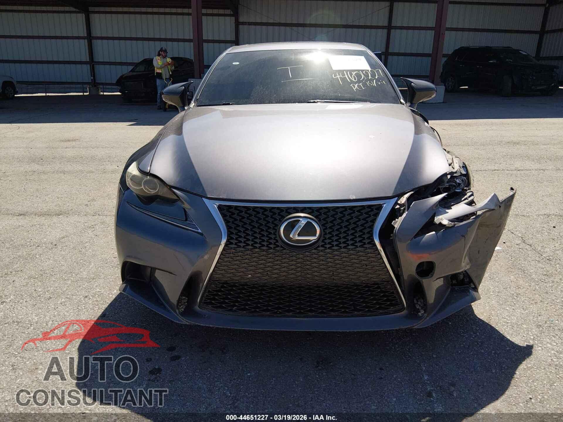 LEXUS IS 350 2014 - JTHBE1D28E5014426
