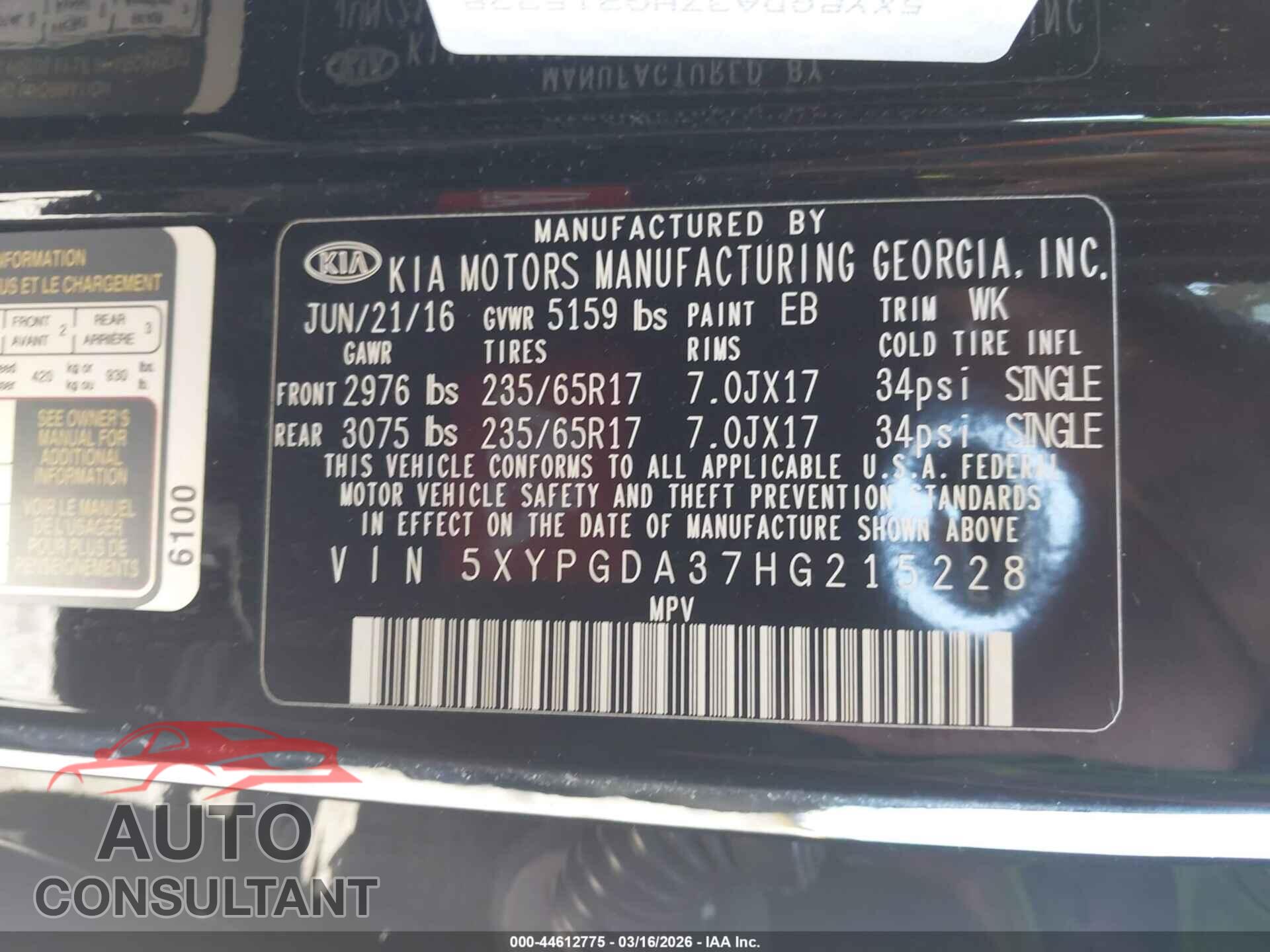 KIA SORENTO 2017 - 5XYPGDA37HG215228