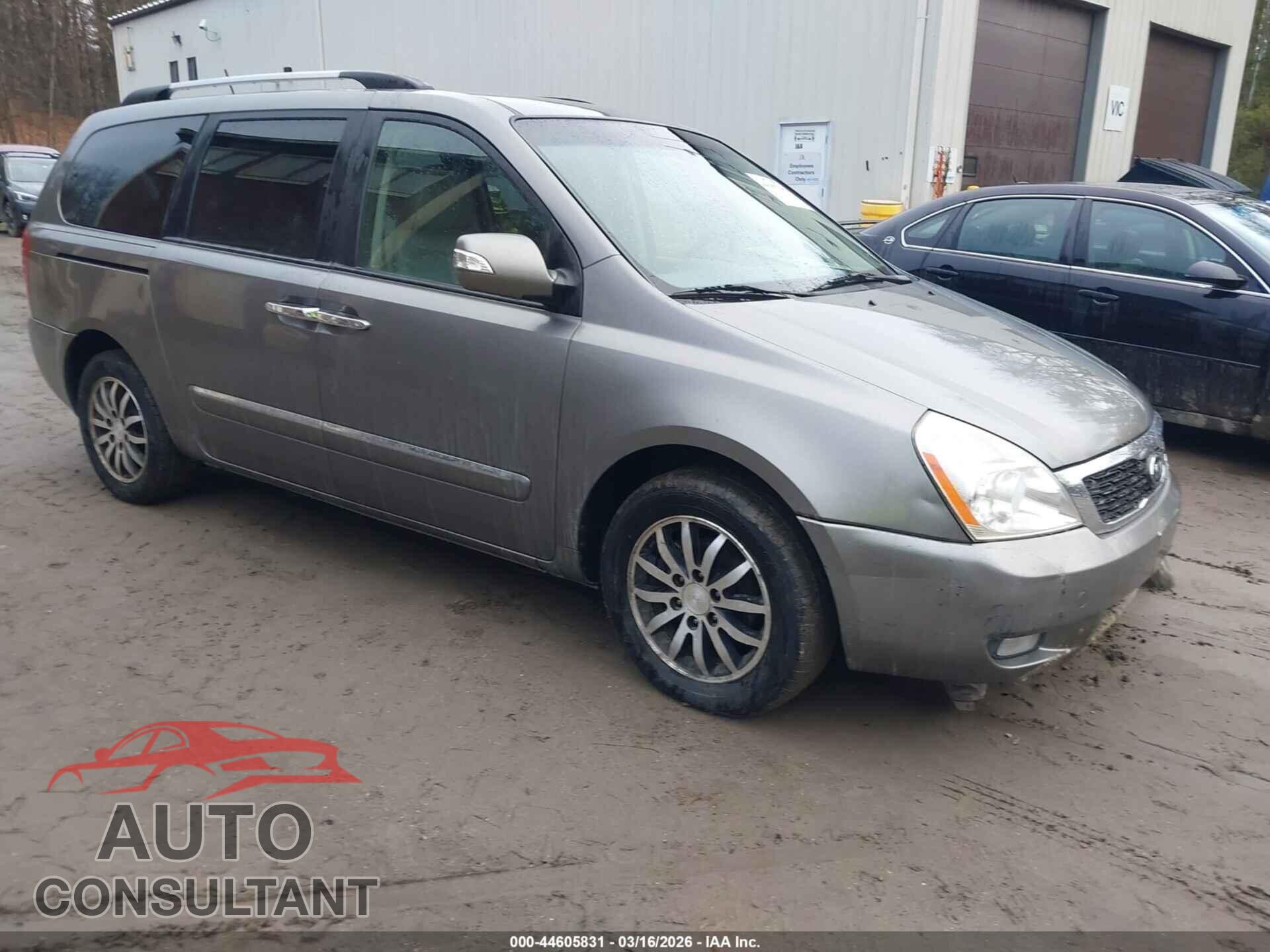 KIA SEDONA 2011 - KNDMH4C75B6382939