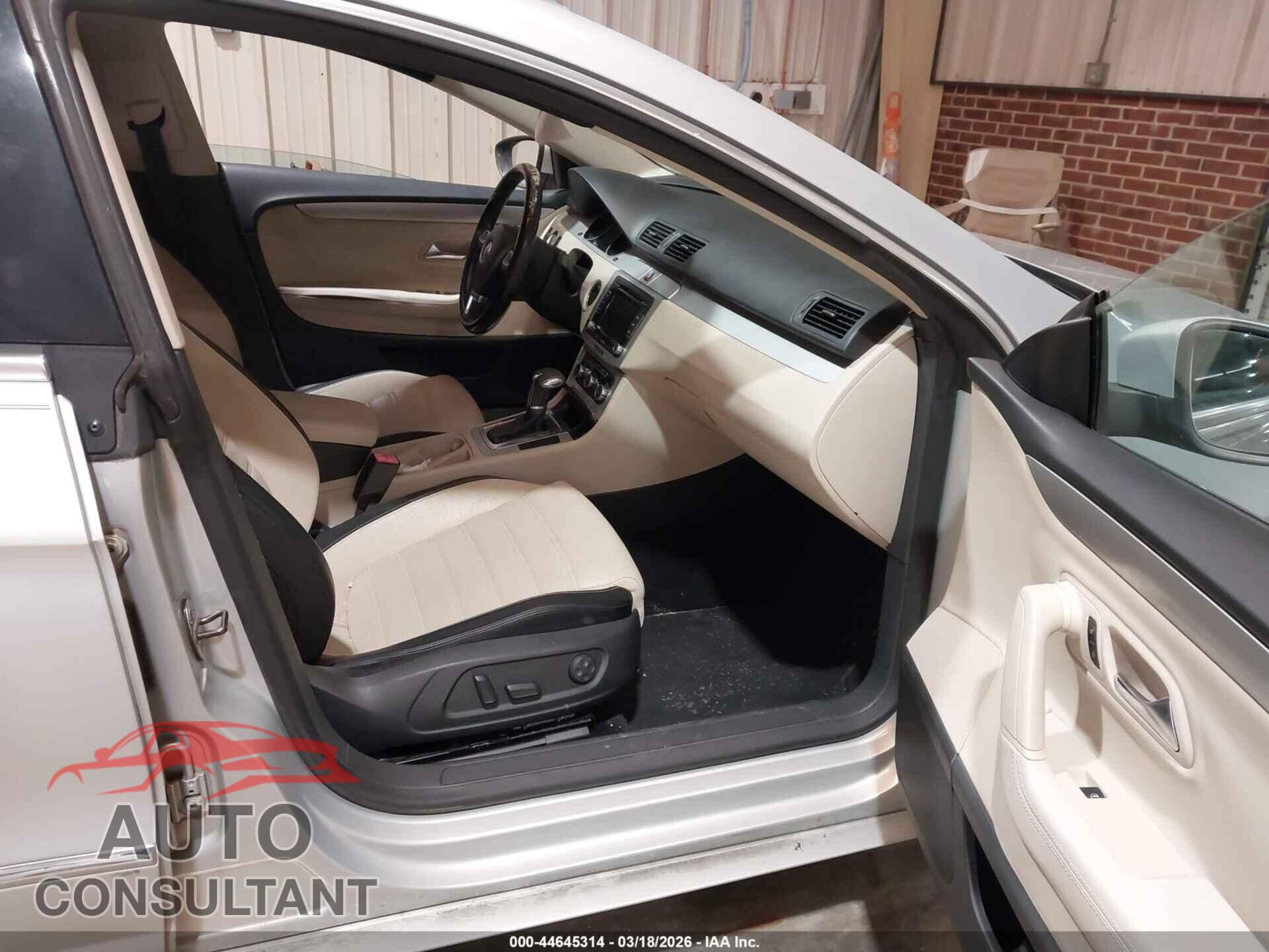 VOLKSWAGEN CC 2010 - WVWMN7AN5AE536291
