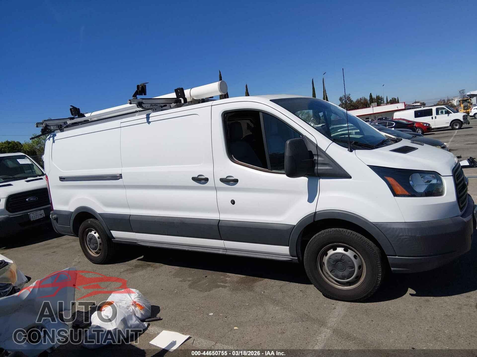 FORD TRANSIT-150 2018 - 1FTYE2YM2JKB14644