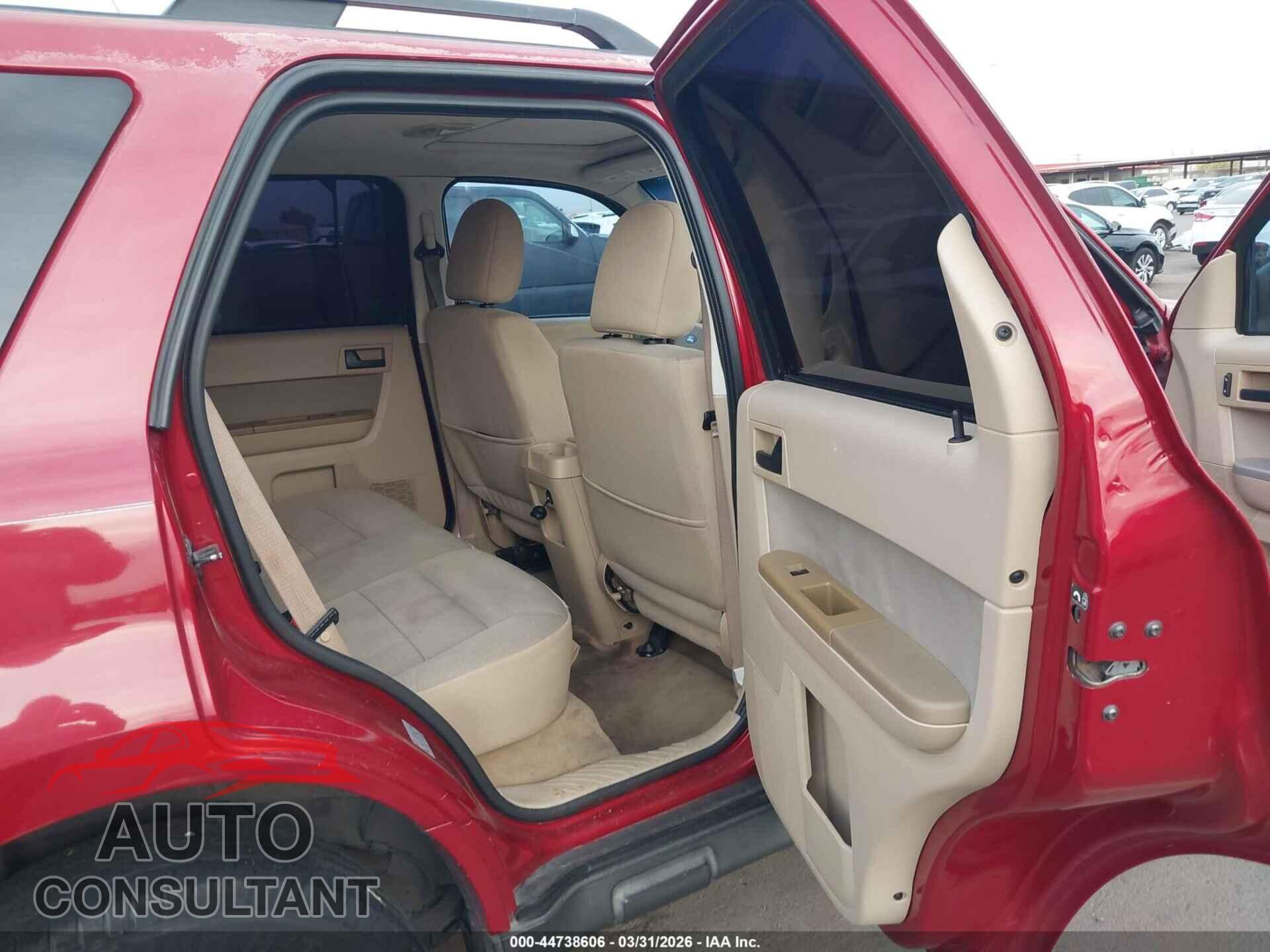 FORD ESCAPE 2011 - 1FMCU0D71BKB25536