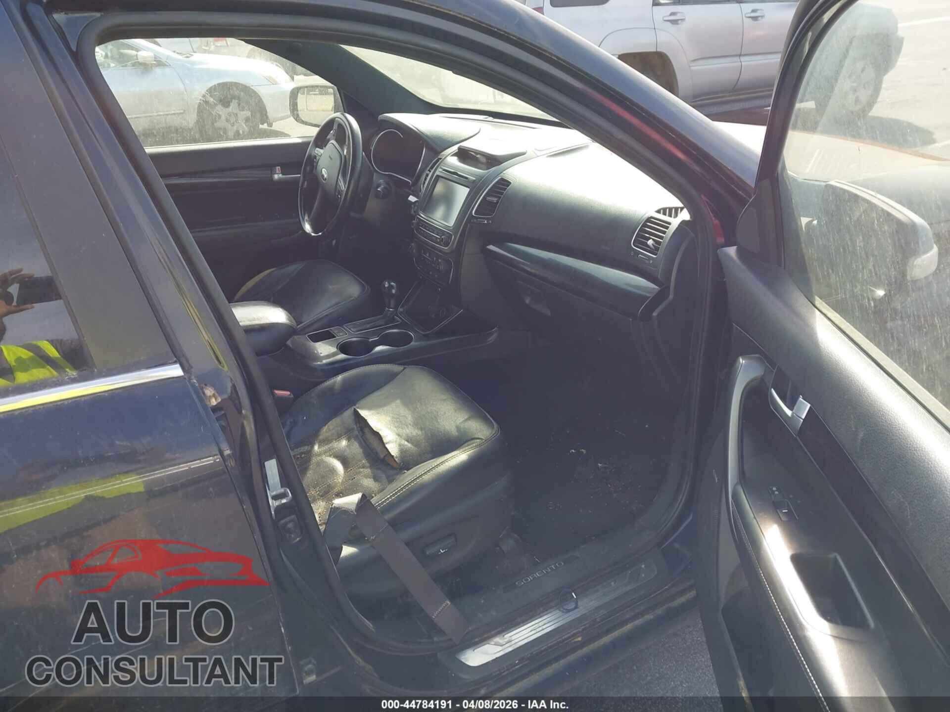 KIA SORENTO 2014 - 5XYKW4A77EG457920