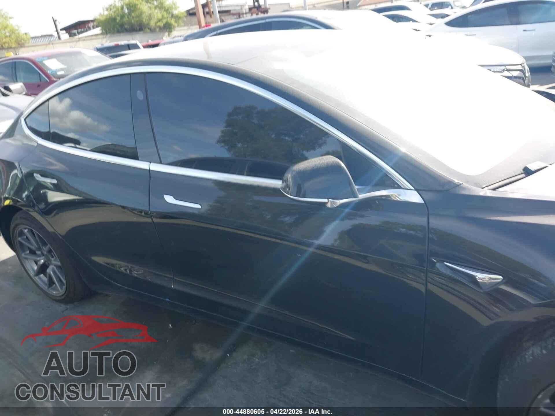 TESLA MODEL 3 2019 - 5YJ3E1EA4KF395553