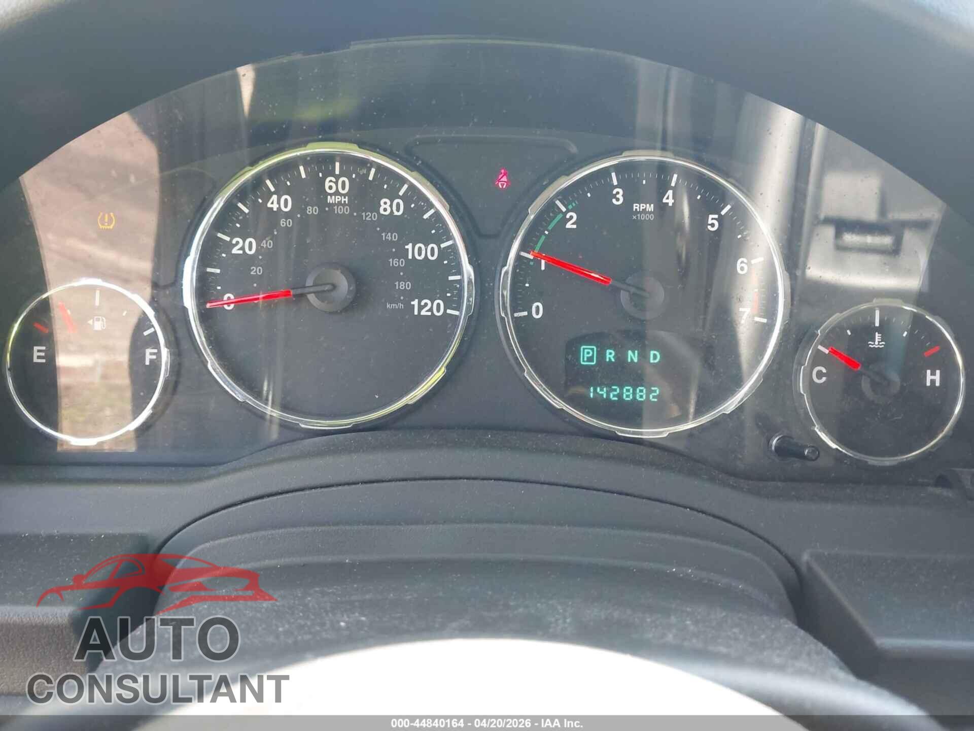 JEEP LIBERTY 2011 - 1J4PN2GK2BW593020