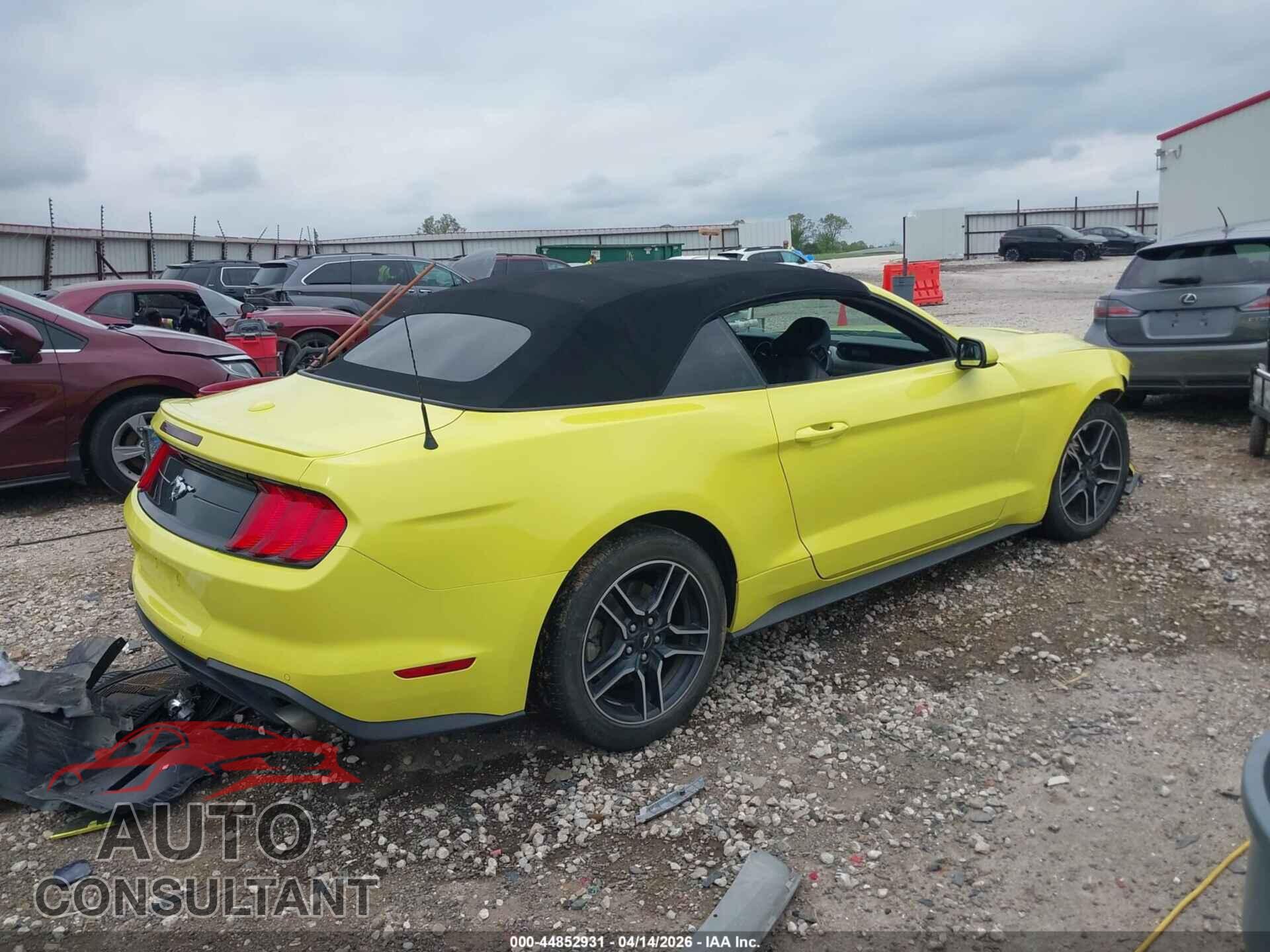 FORD MUSTANG 2021 - 1FATP8UH5M5105056