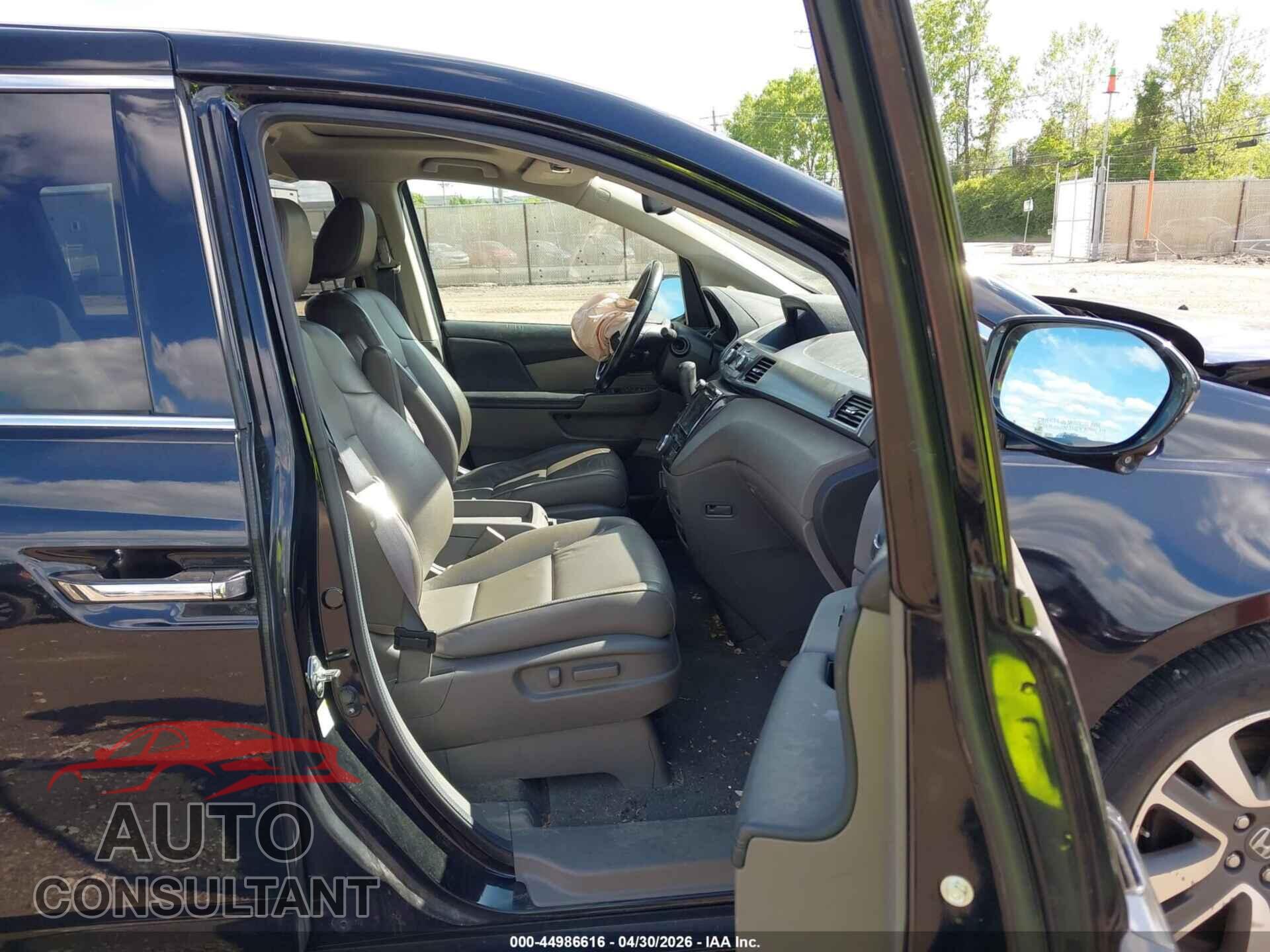 HONDA ODYSSEY 2014 - 5FNRL5H94EB086355
