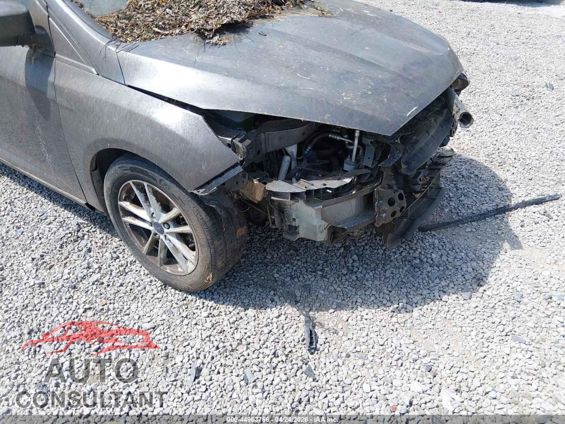 FORD FOCUS 2018 - 1FADP3F28JL315352