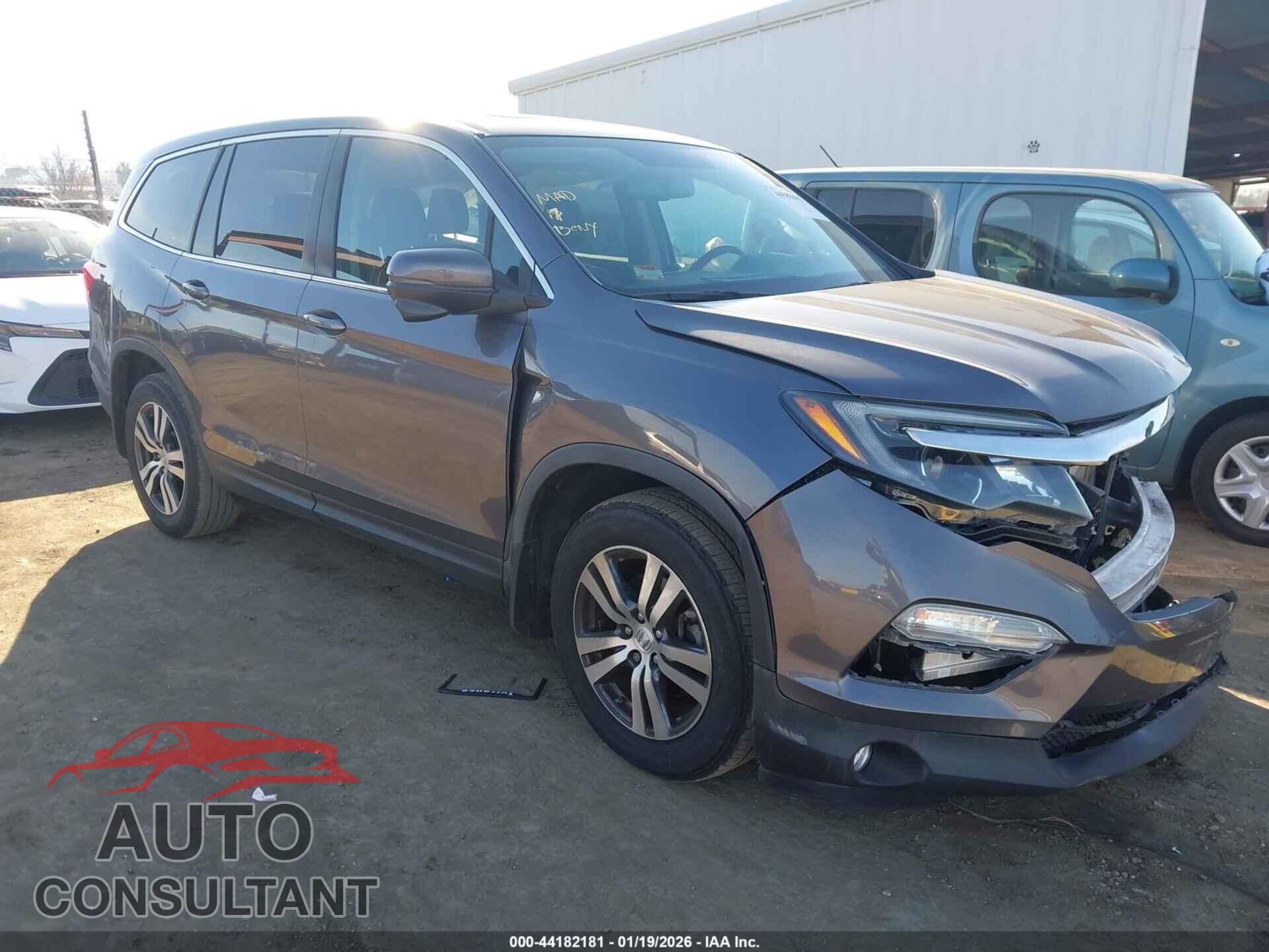 HONDA PILOT 2018 - 5FNYF5H54JB010919