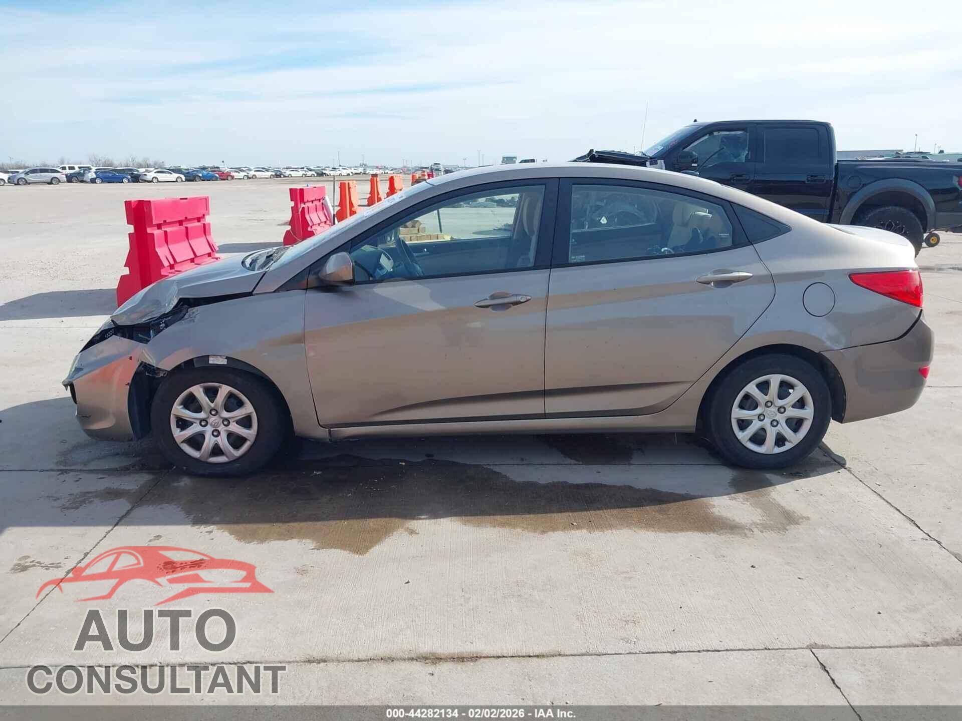 HYUNDAI ACCENT 2014 - KMHCT4AE8EU710135