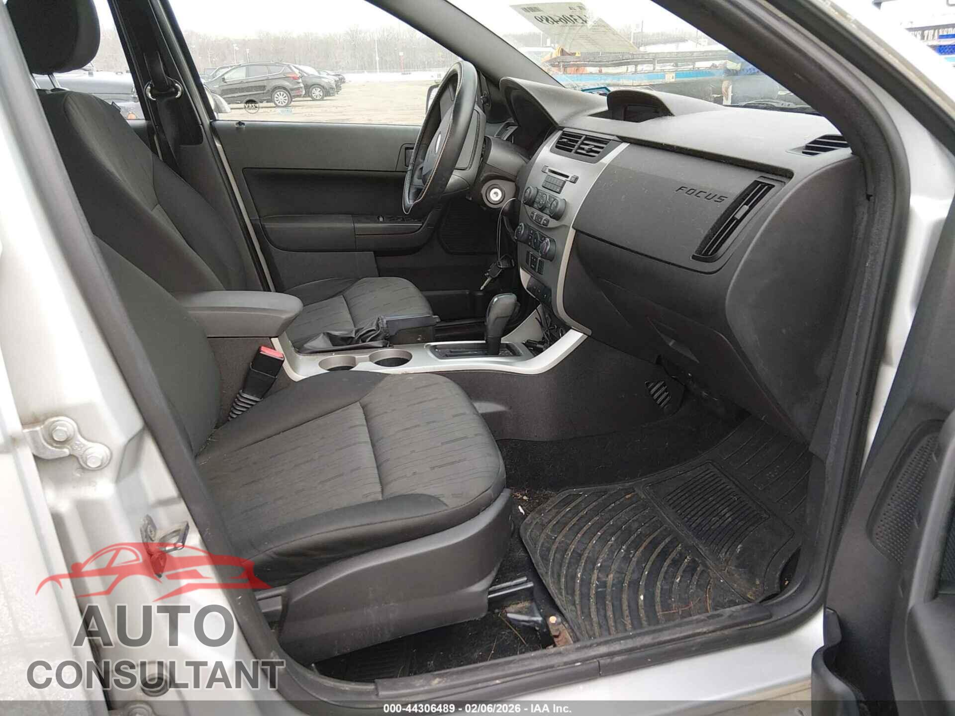 FORD FOCUS 2010 - 1FAHP3FN5AW223819
