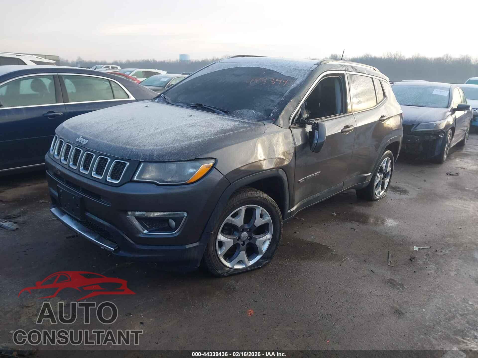 JEEP COMPASS 2018 - 3C4NJDCB2JT434688