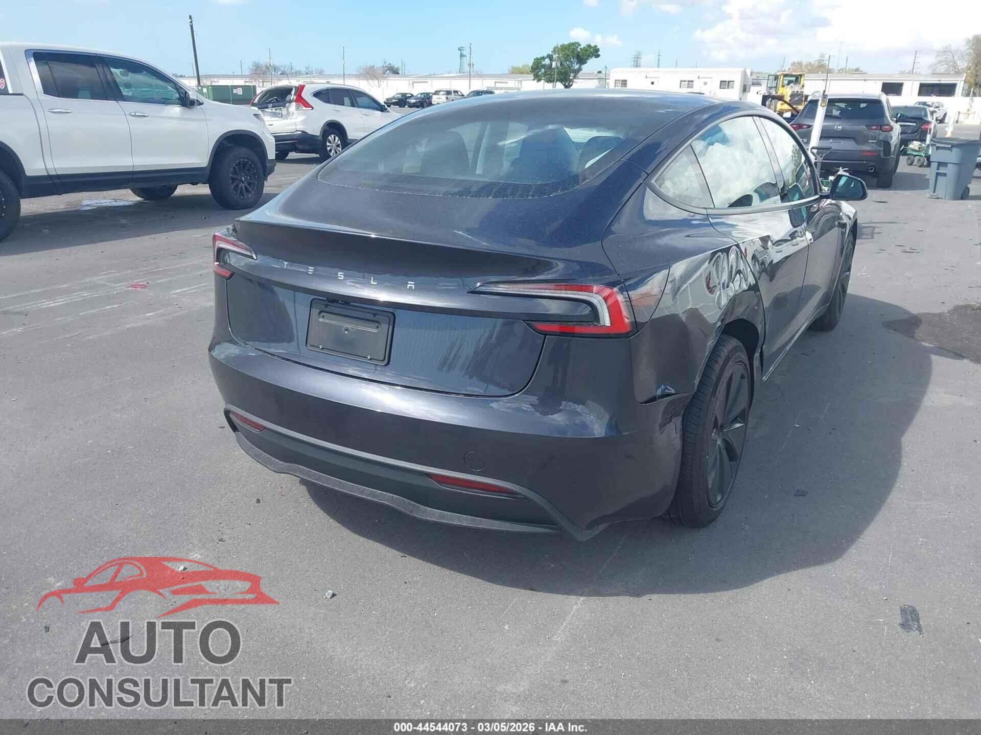 TESLA MODEL 3 2025 - 5YJ3E1EA3SF986733