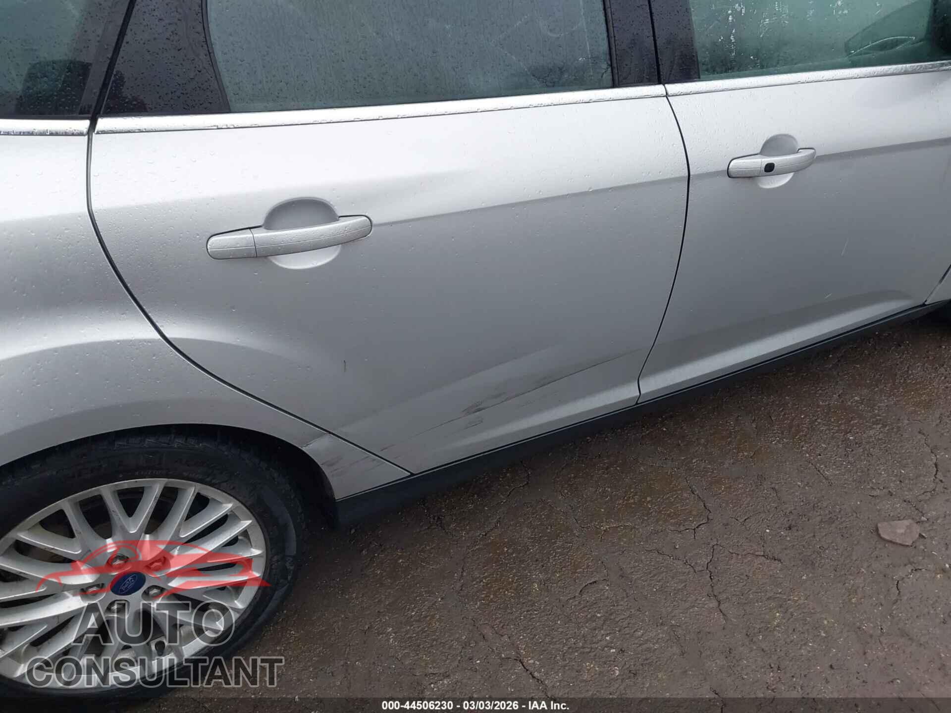 FORD FOCUS 2014 - 1FADP3N25EL268269