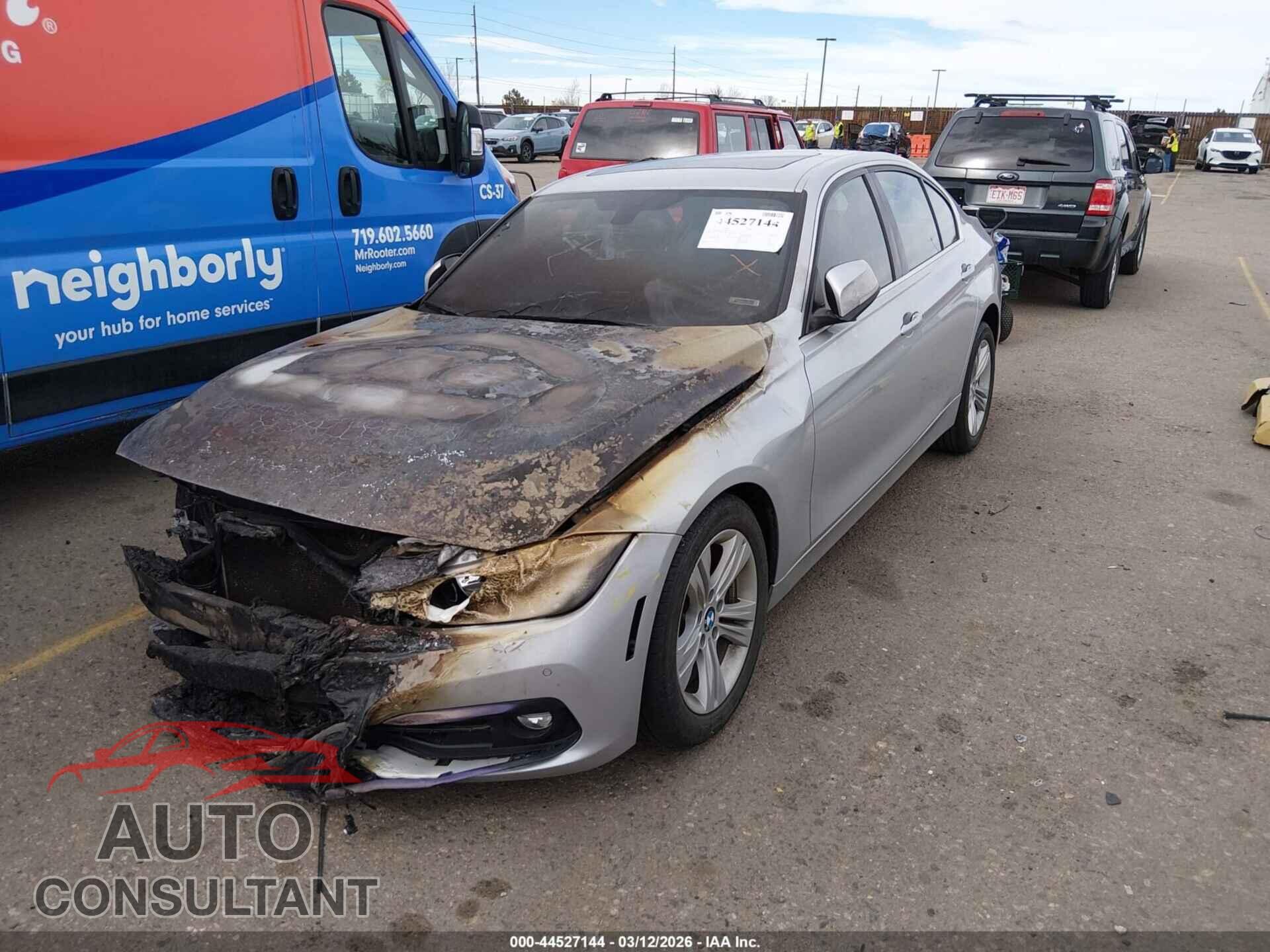 BMW 330I 2017 - WBA8D9C31HA005745