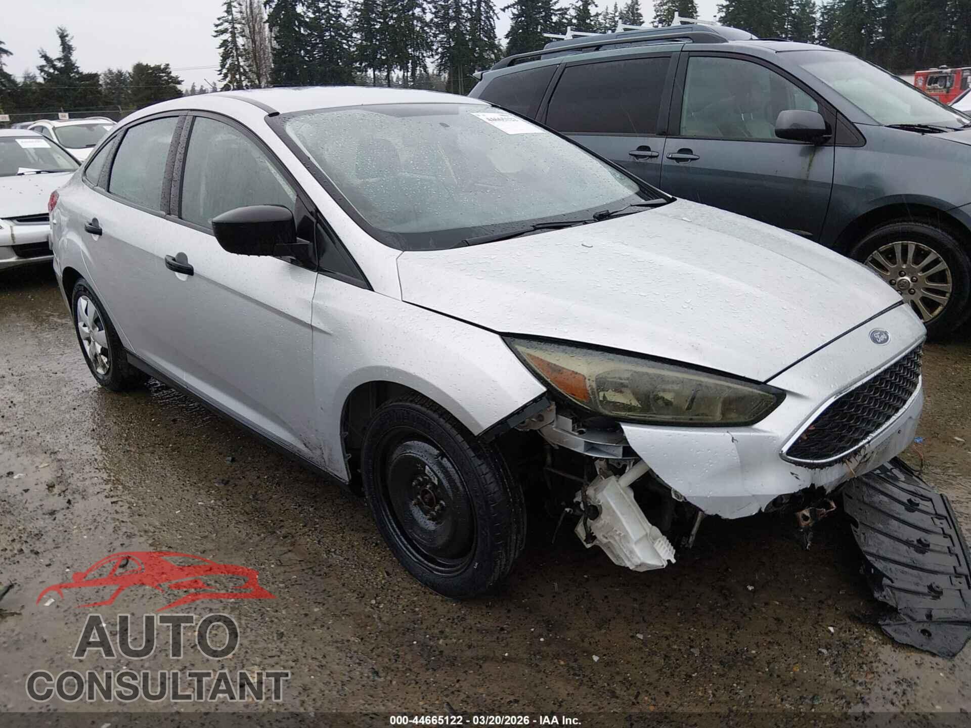 FORD FOCUS 2018 - 1FADP3E22JL205852