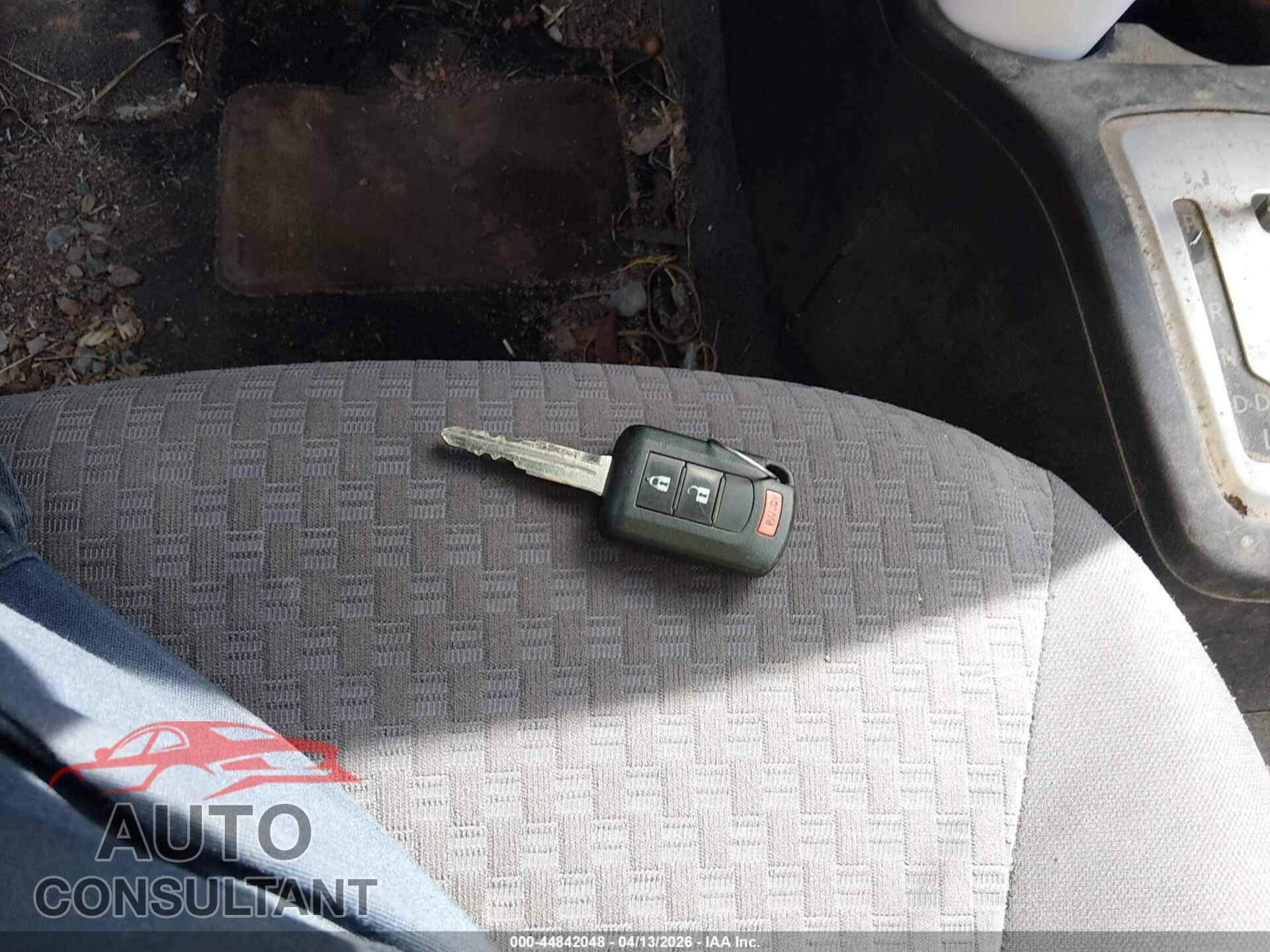 MITSUBISHI MIRAGE 2017 - ML32A3HJ7HH011131