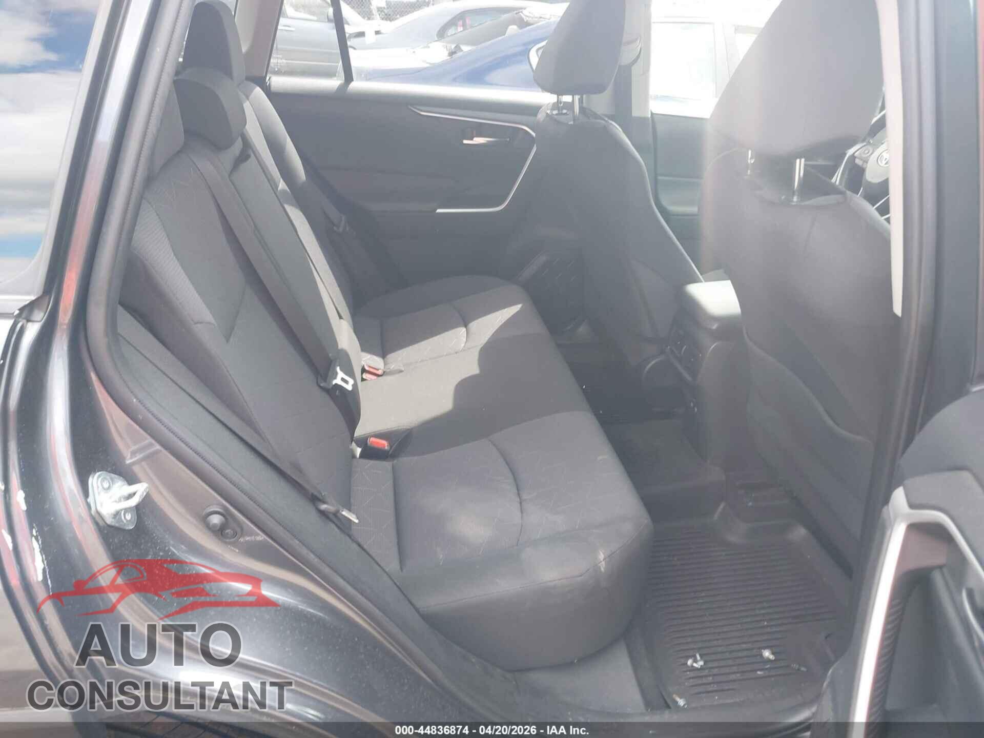 TOYOTA RAV4 2019 - JTMP1RFV6KD023457