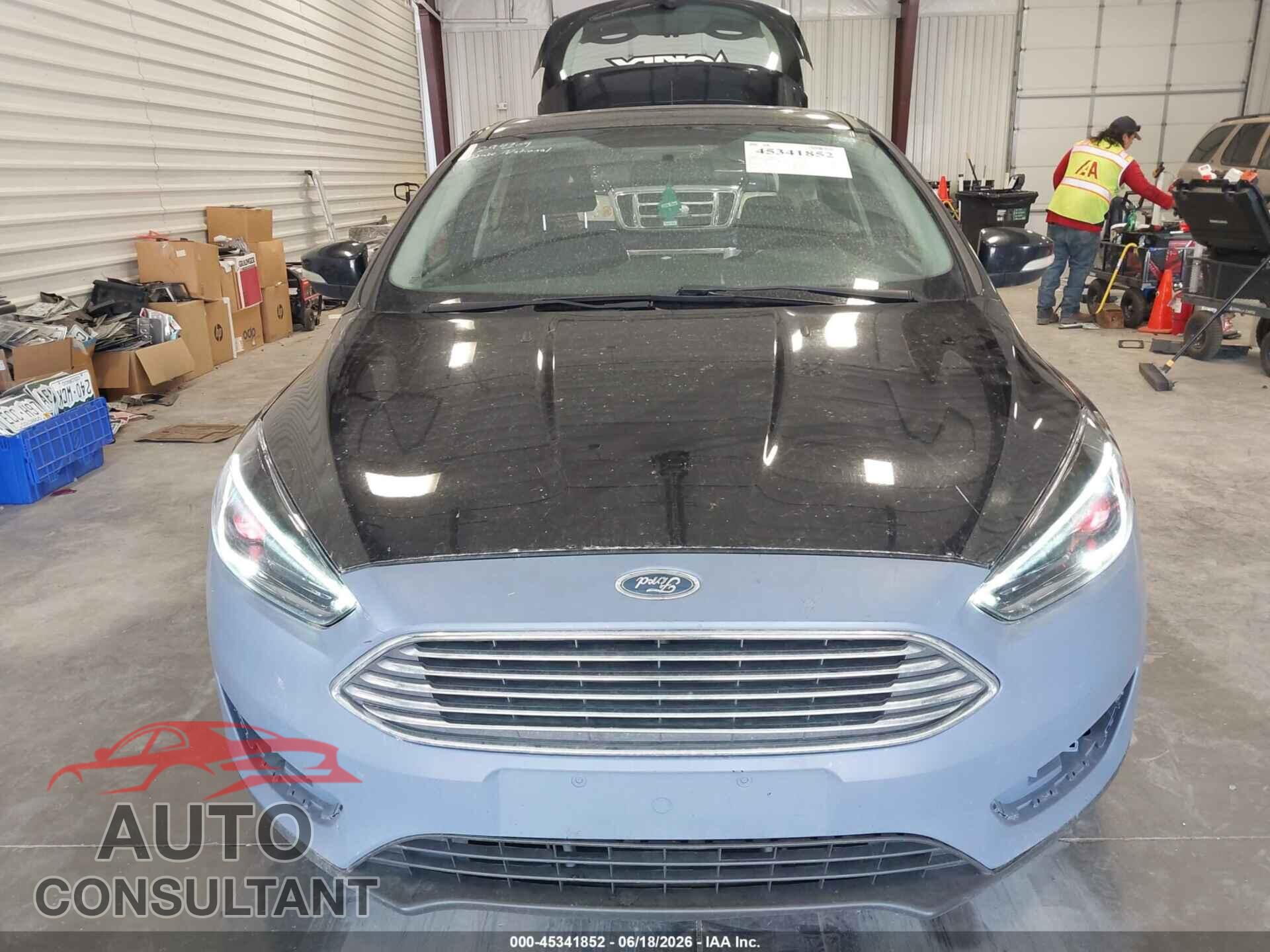 FORD FOCUS 2018 - 1FADP3N21JL294104