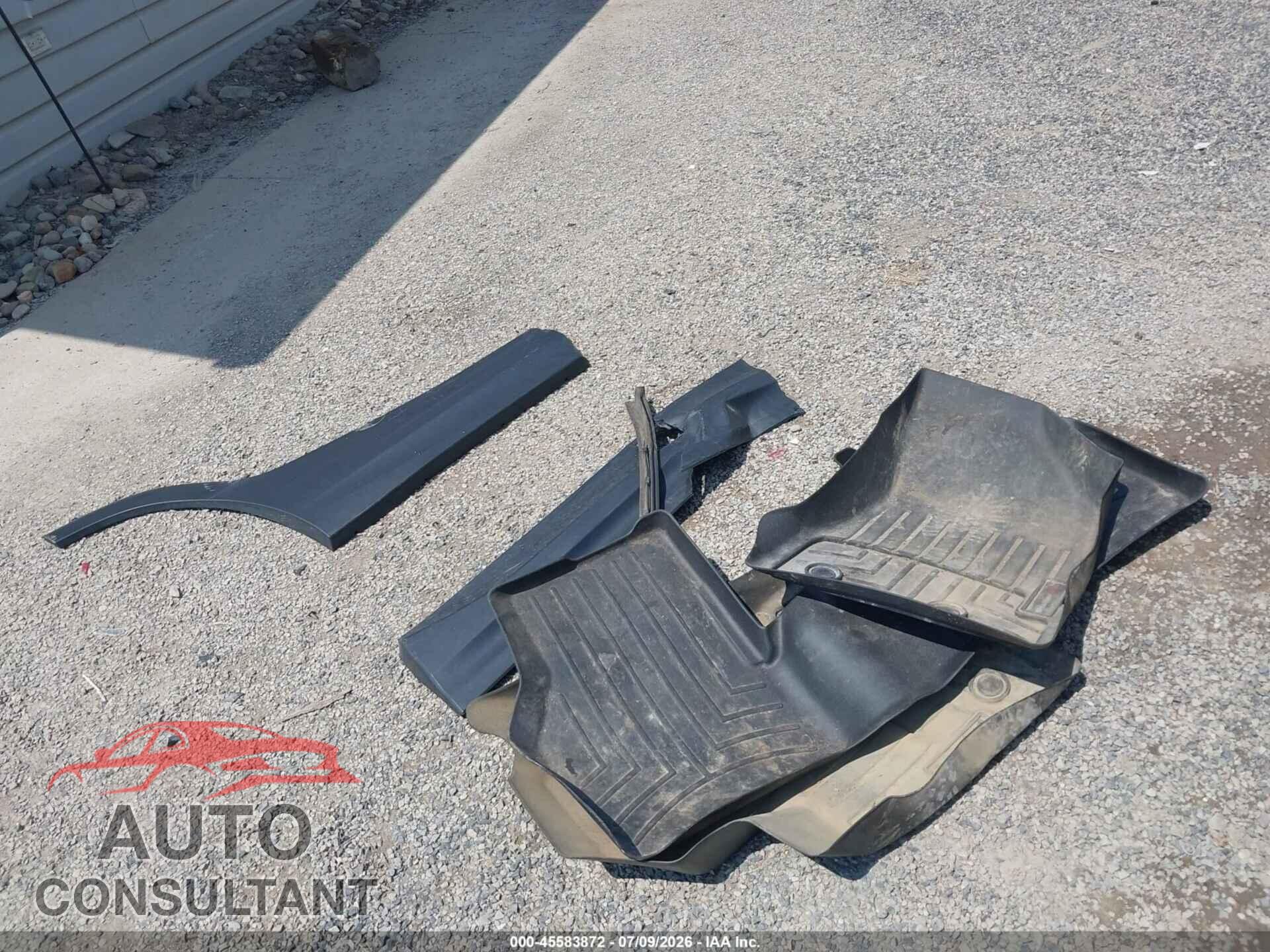 JEEP COMPASS 2020 - 3C4NJDBB2LT219428