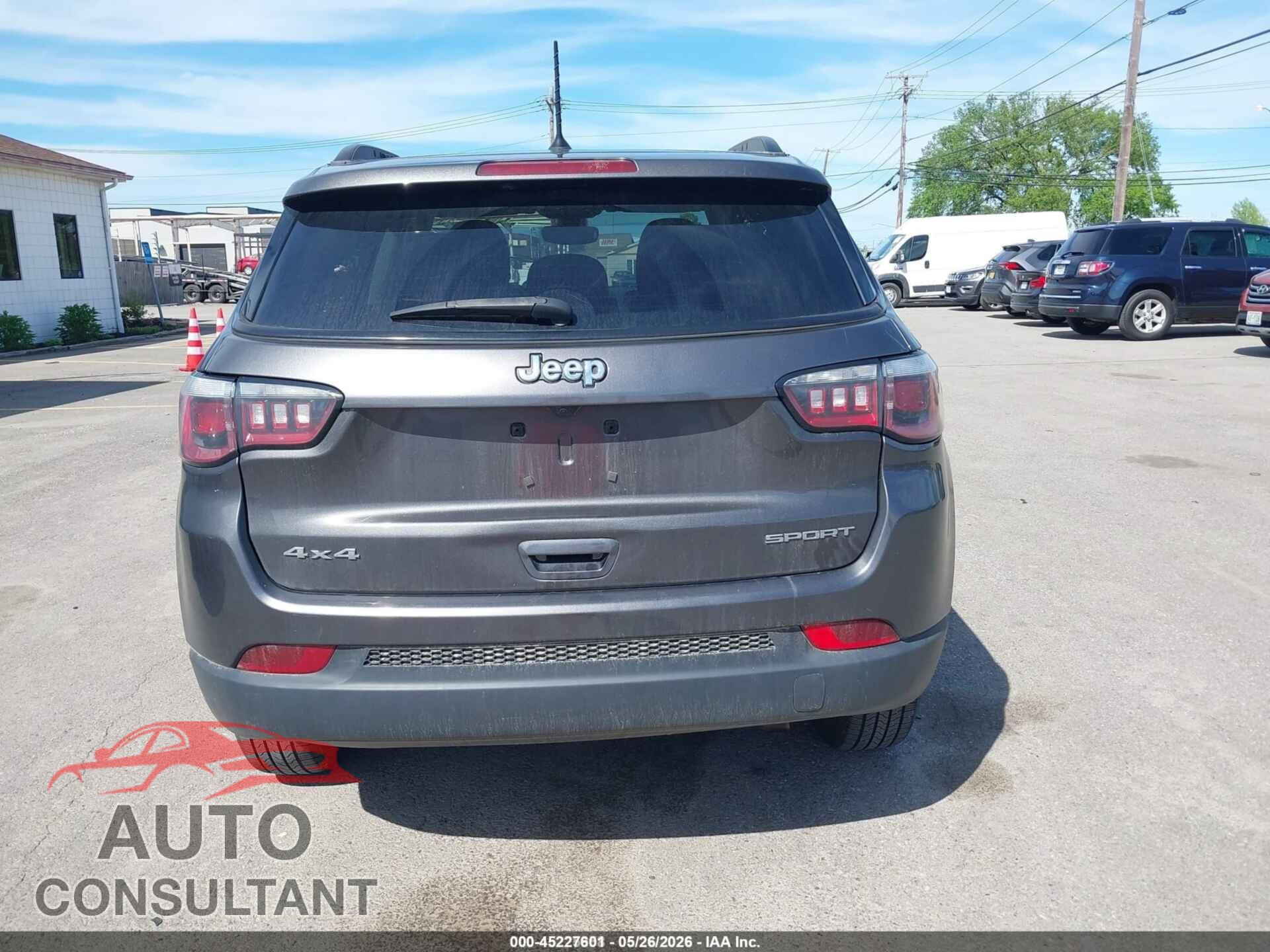 JEEP COMPASS 2018 - 3C4NJDAB2JT415304