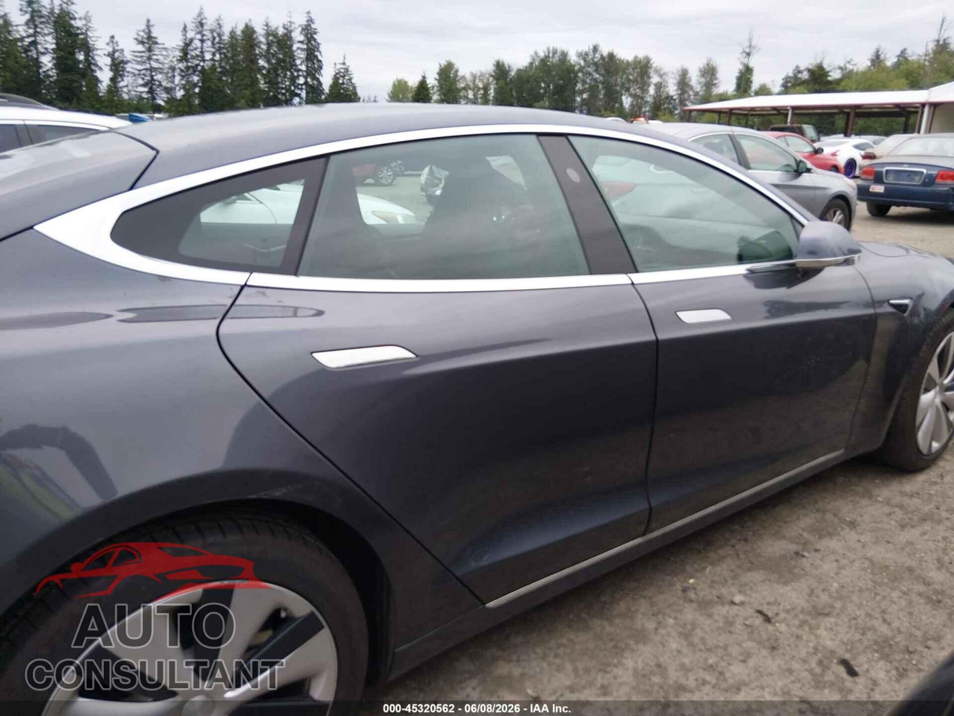 TESLA MODEL S 2021 - 5YJSA1E2XMF426985