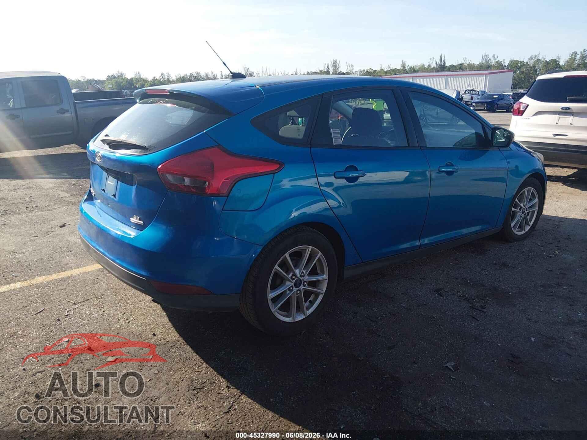 FORD FOCUS 2015 - 1FADP3K2XFL249867
