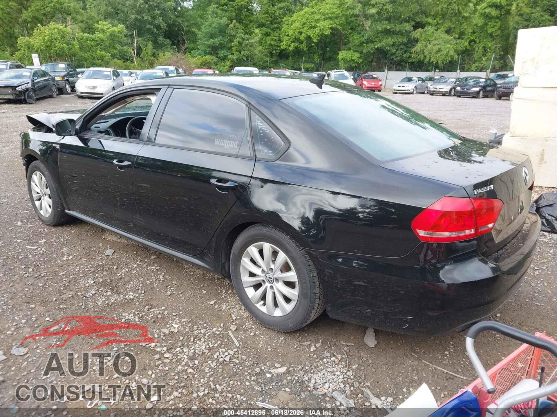 VOLKSWAGEN PASSAT 2015 - 1VWAT7A34FC002769