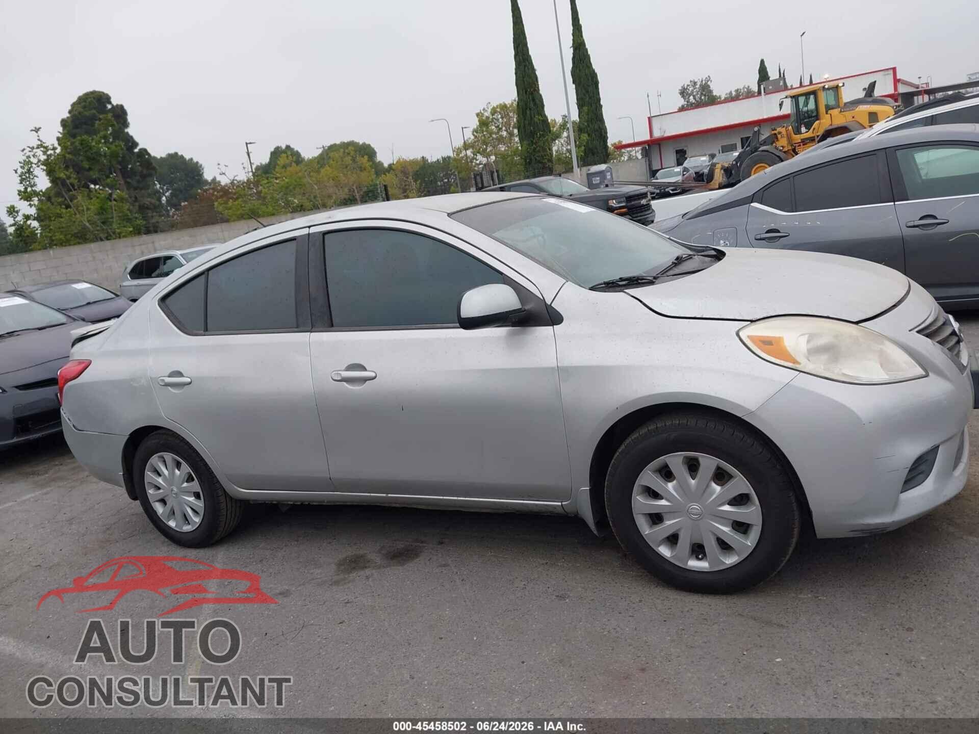 NISSAN VERSA 2014 - 3N1CN7AP7EL811830