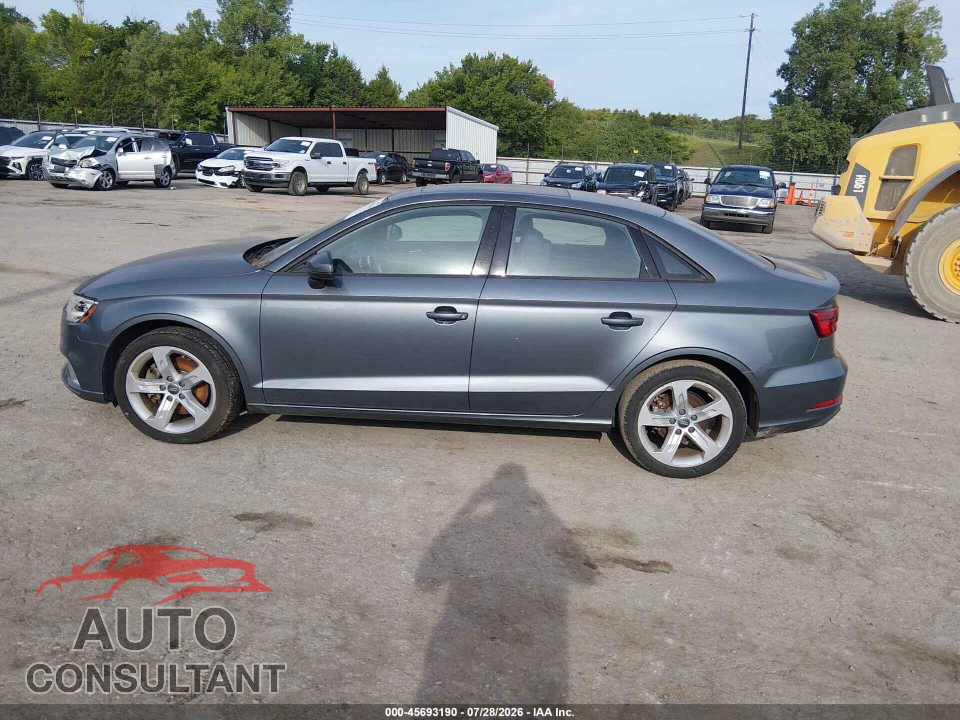 AUDI A3 2017 - WAUAUGFF3H1023403