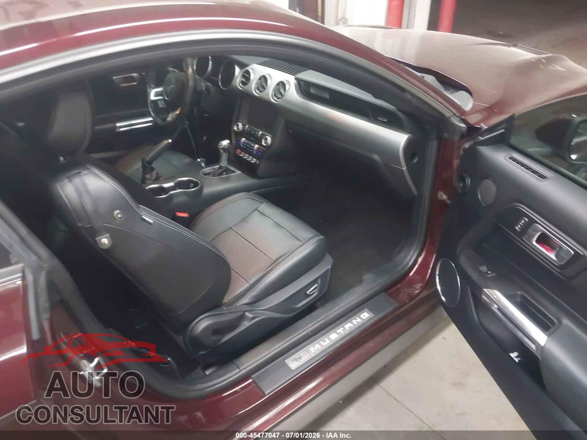 FORD MUSTANG 2018 - 1FA6P8TH9J5146767