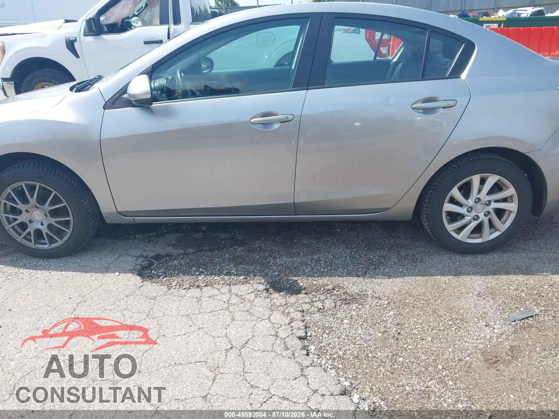 MAZDA MAZDA3 2012 - JM1BL1V73C1551016