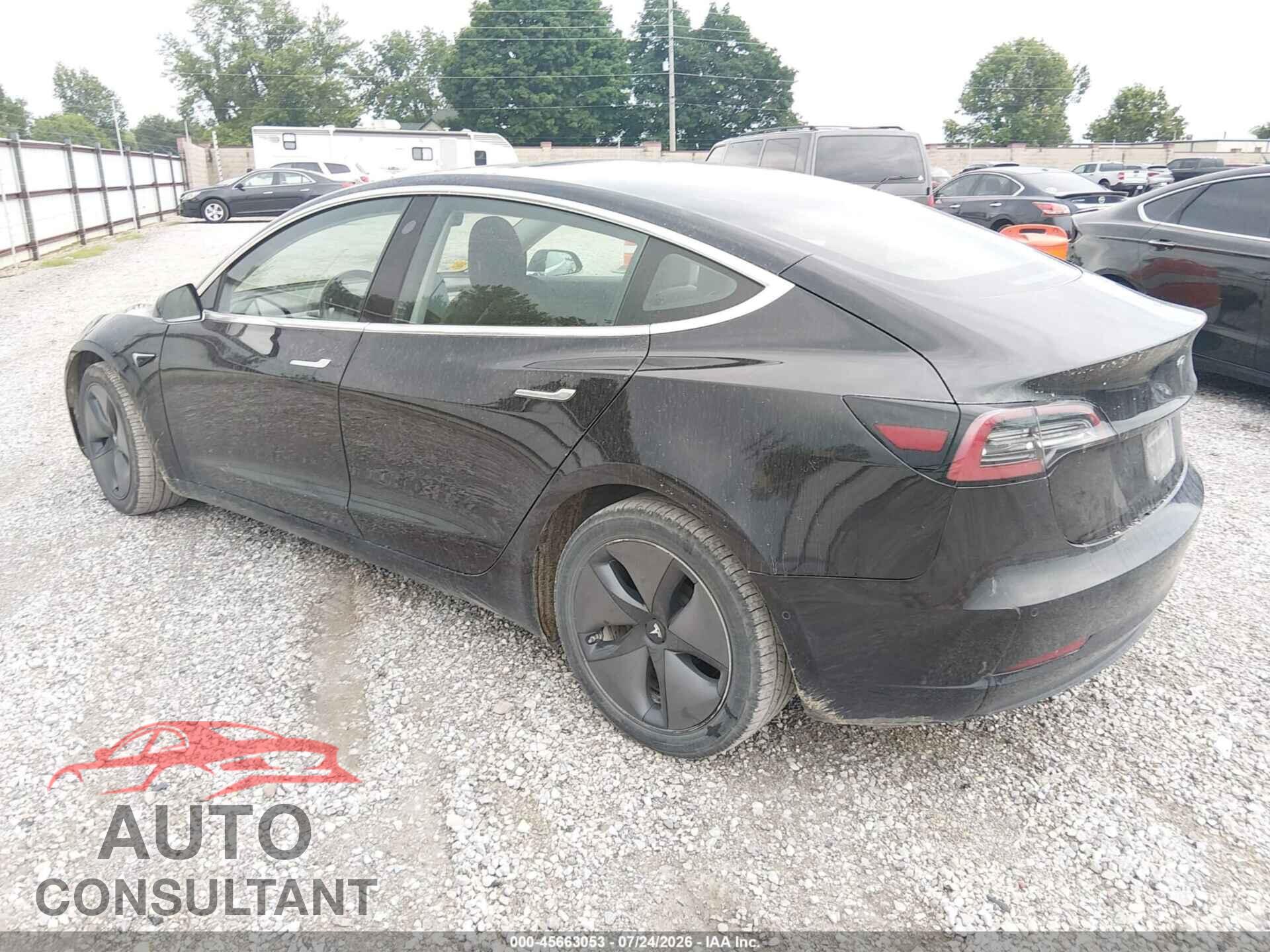 TESLA MODEL 3 2018 - 5YJ3E1EB1JF070852