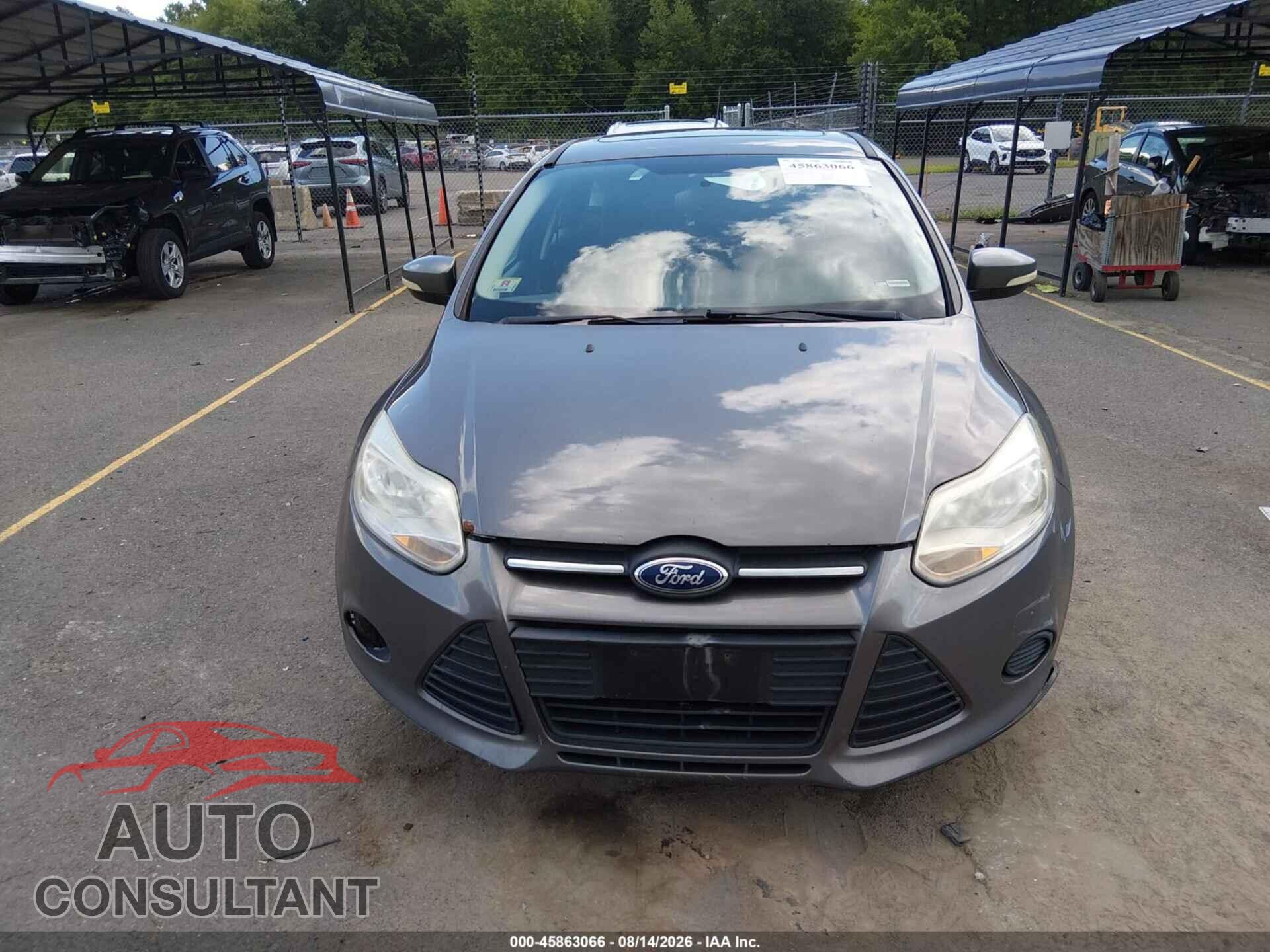 FORD FOCUS 2013 - 1FADP3K28DL323218