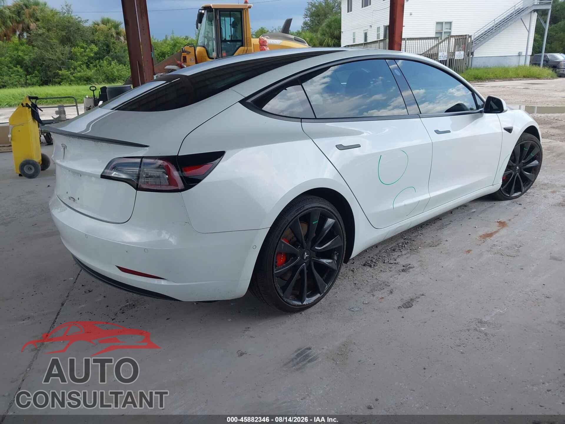 TESLA MODEL 3 2018 - 5YJ3E1EB2JF084257