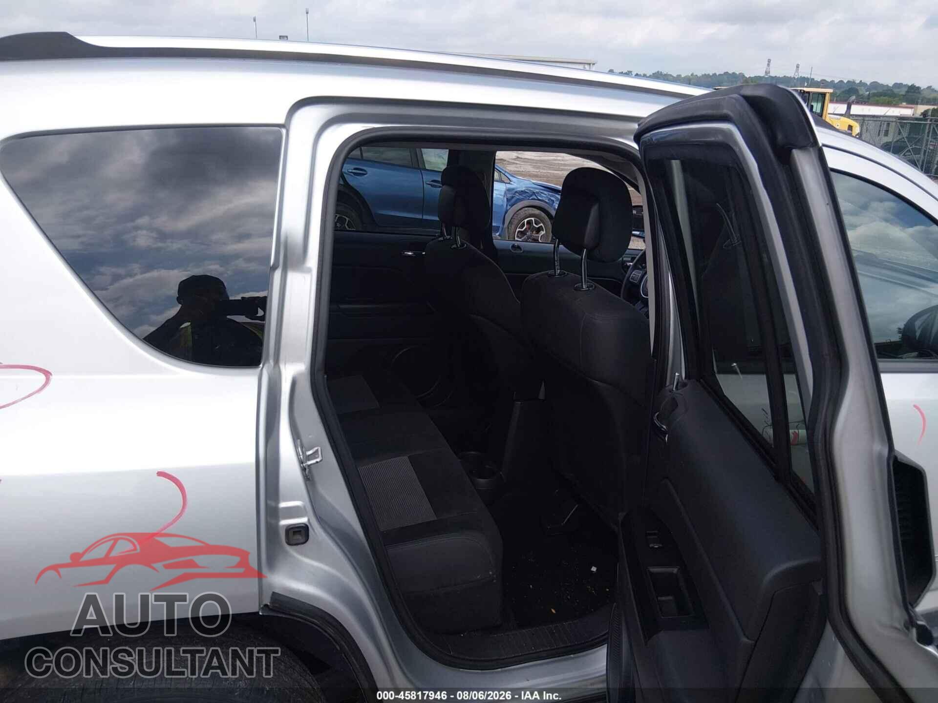 JEEP COMPASS 2012 - 1C4NJDBB8CD566865
