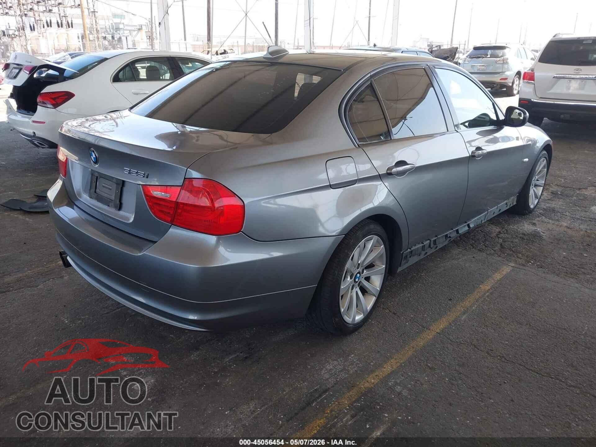 BMW 328I 2011 - WBAPH5C57BA443834