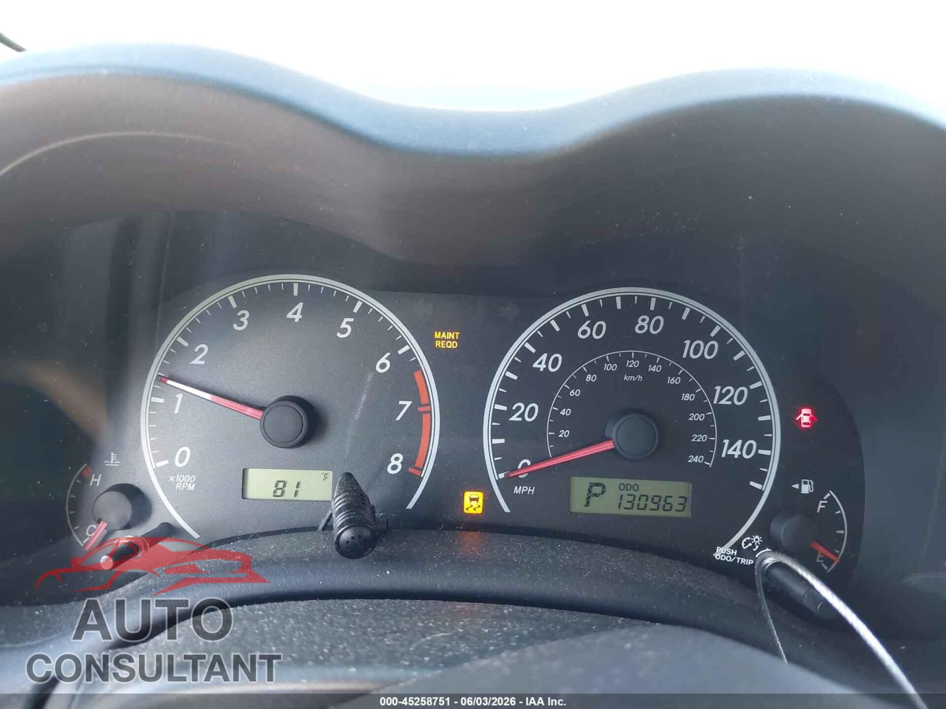 TOYOTA COROLLA 2011 - 2T1BU4EEXBC581203