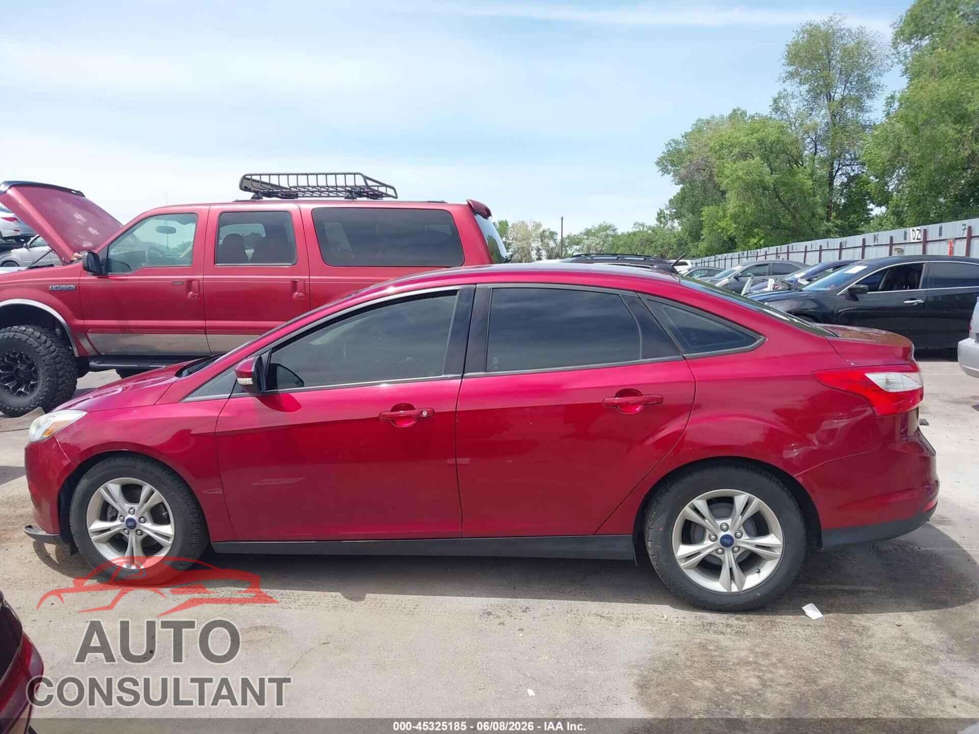 FORD FOCUS 2014 - 1FADP3F23EL266843