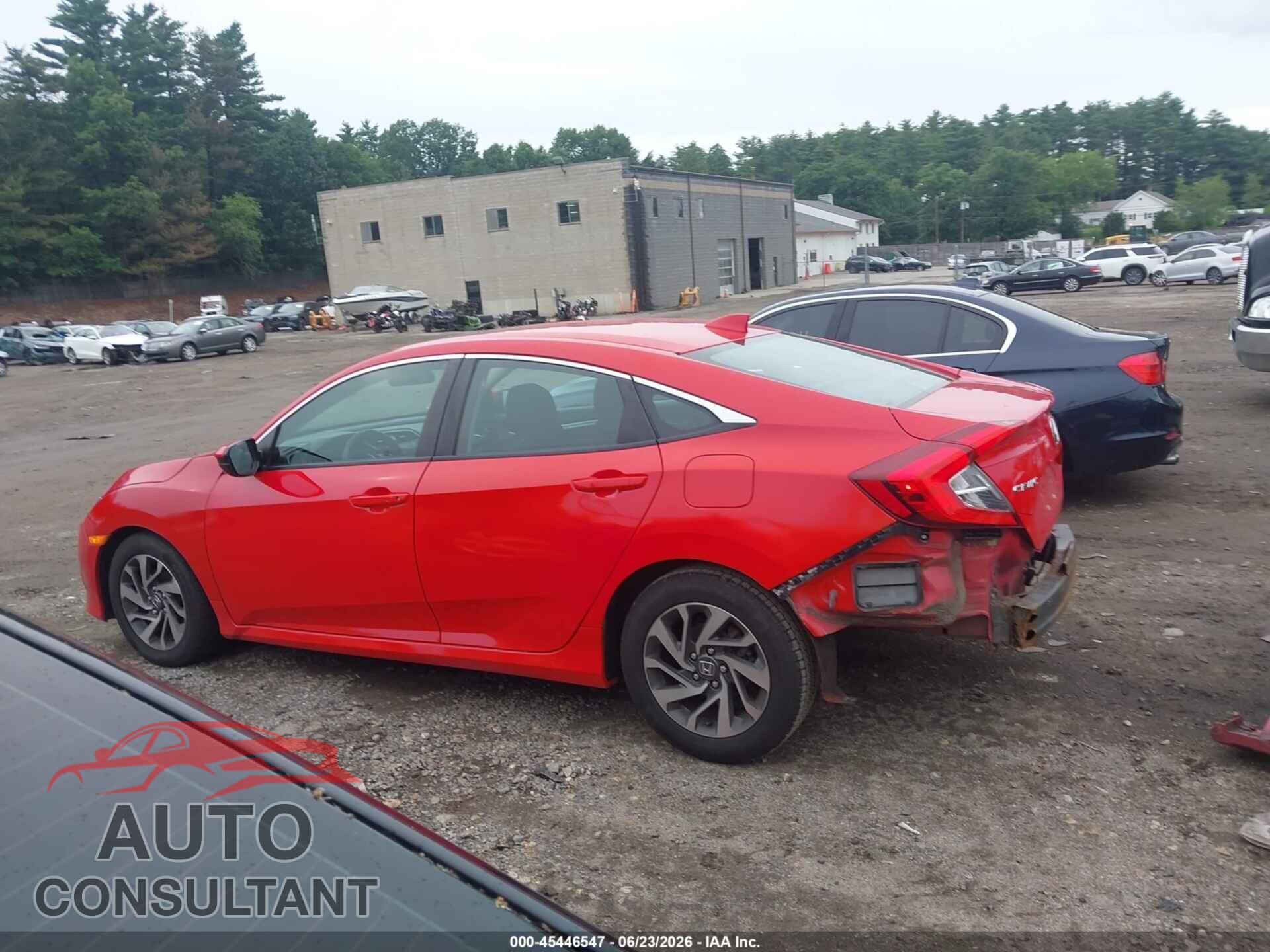 HONDA CIVIC 2018 - 2HGFC2F70JH519341